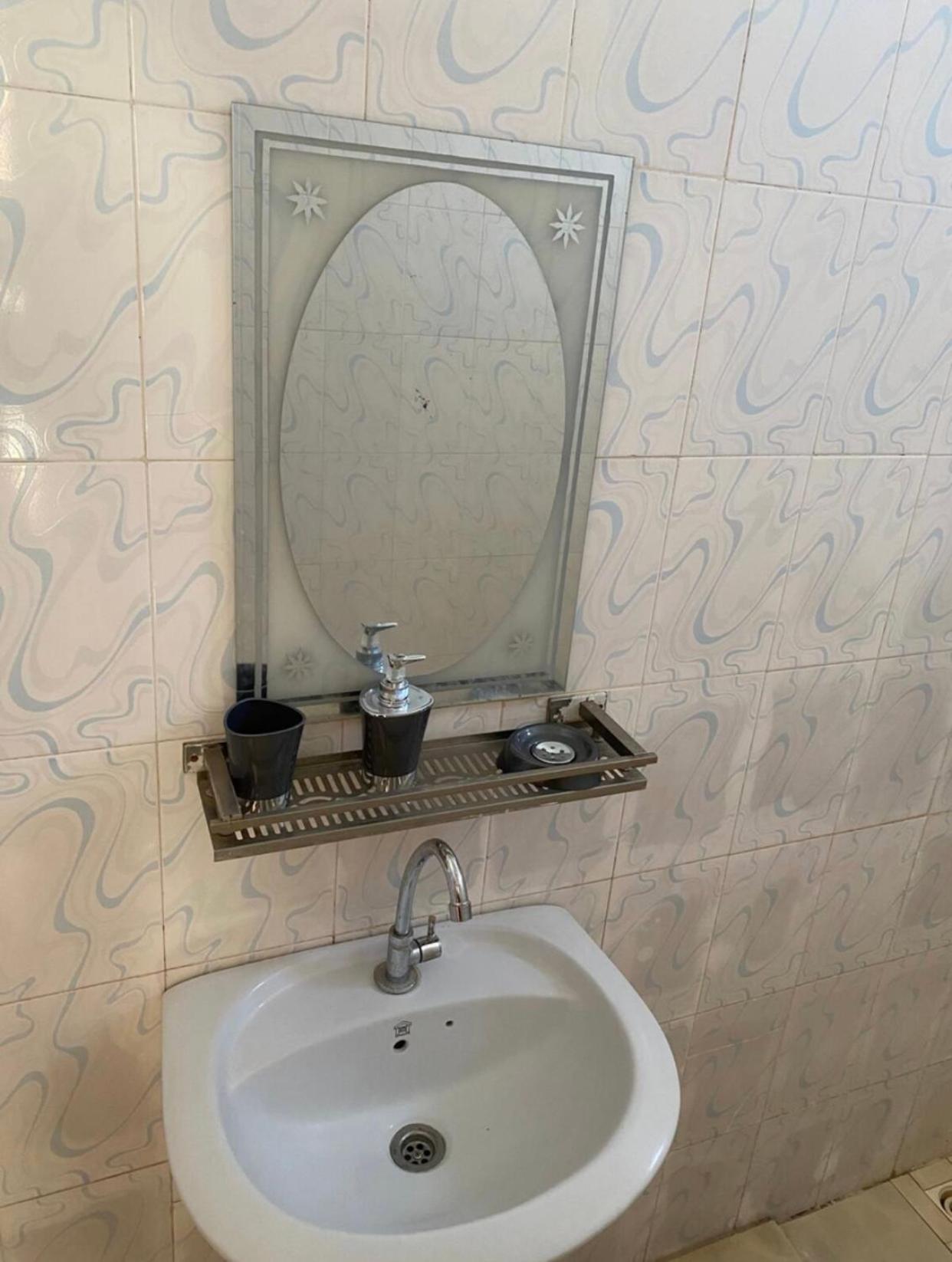 Chambre climatisée Sacré cœur 3 VDN Dakar. Sénégal view 5