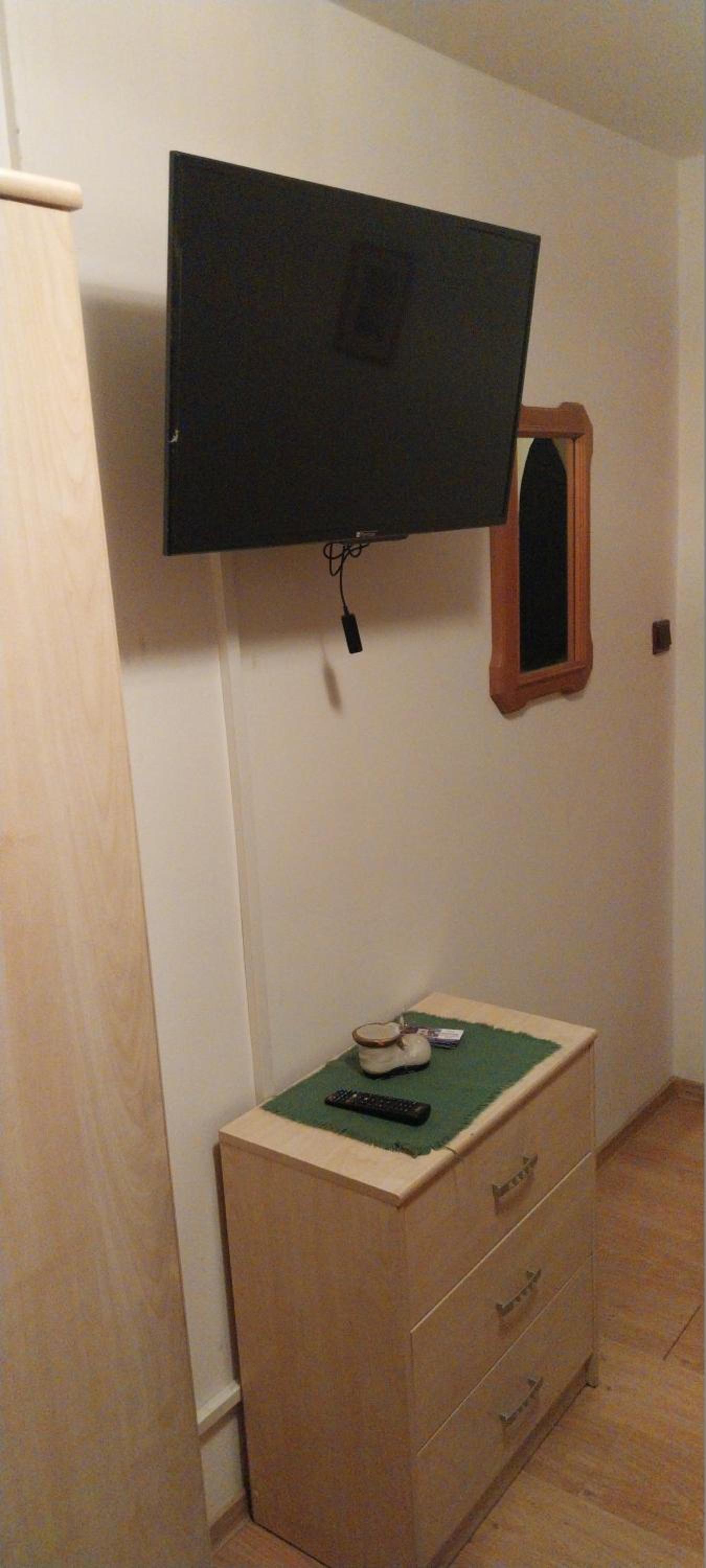 Photo 200