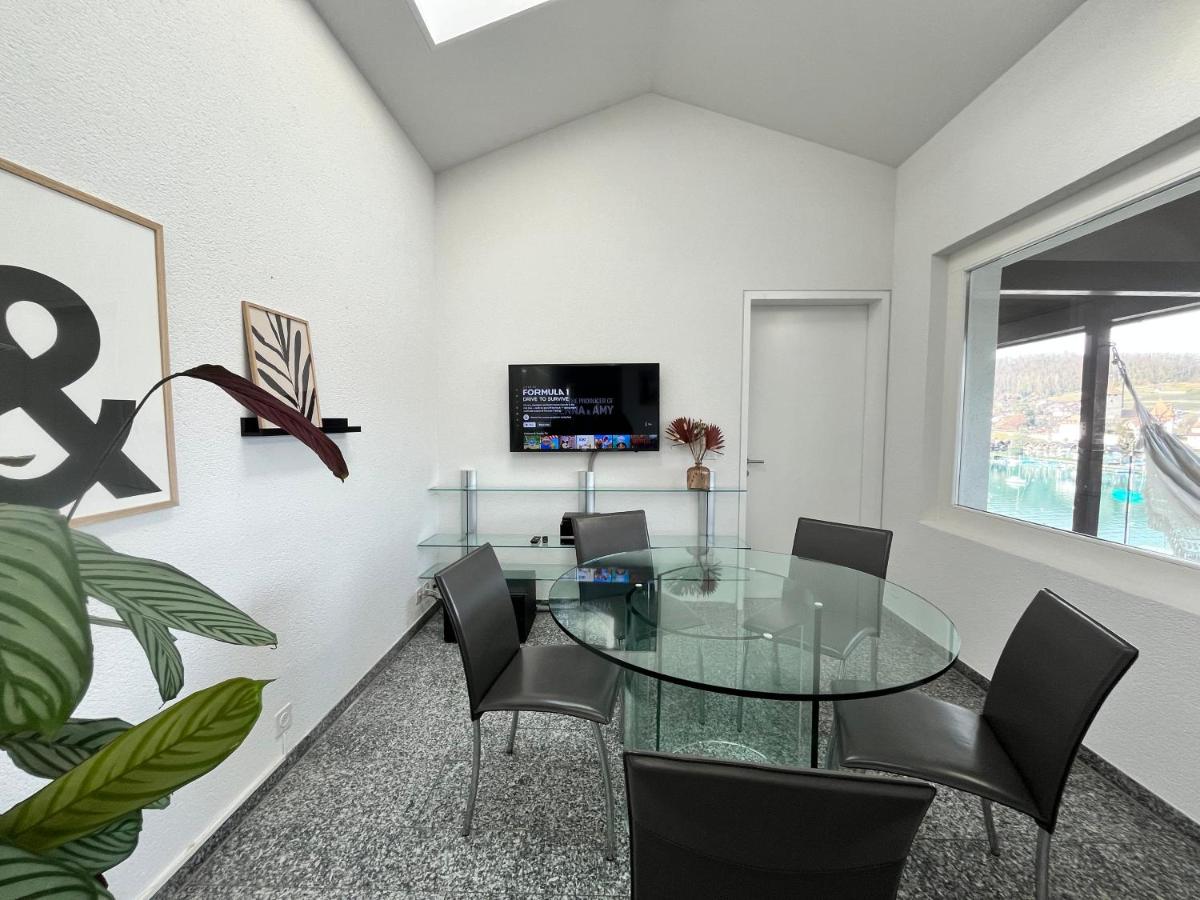 Wohnung mit grossartiger Seesicht und Balkon