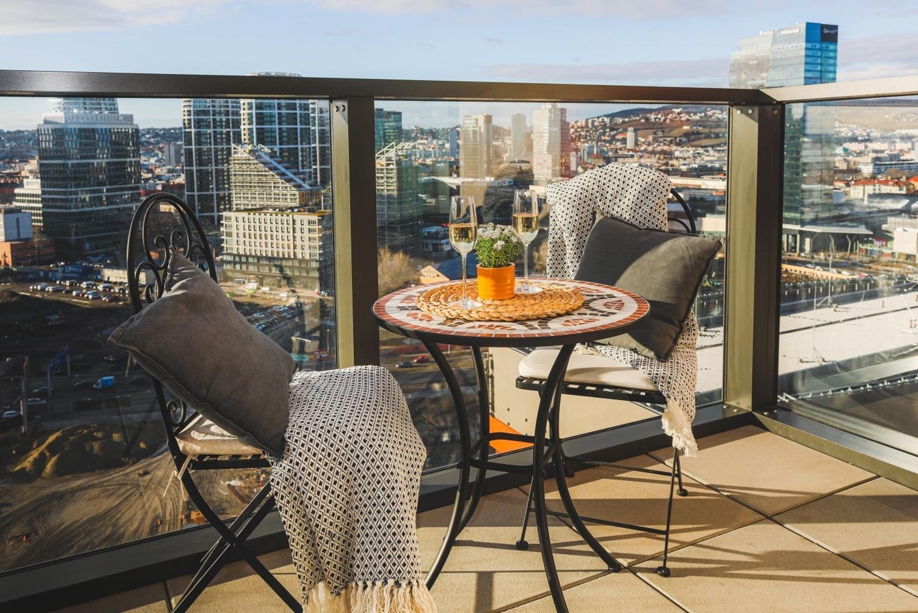 SAG 20th floor Klingerka residence castle view Free parking Free wifi view 2