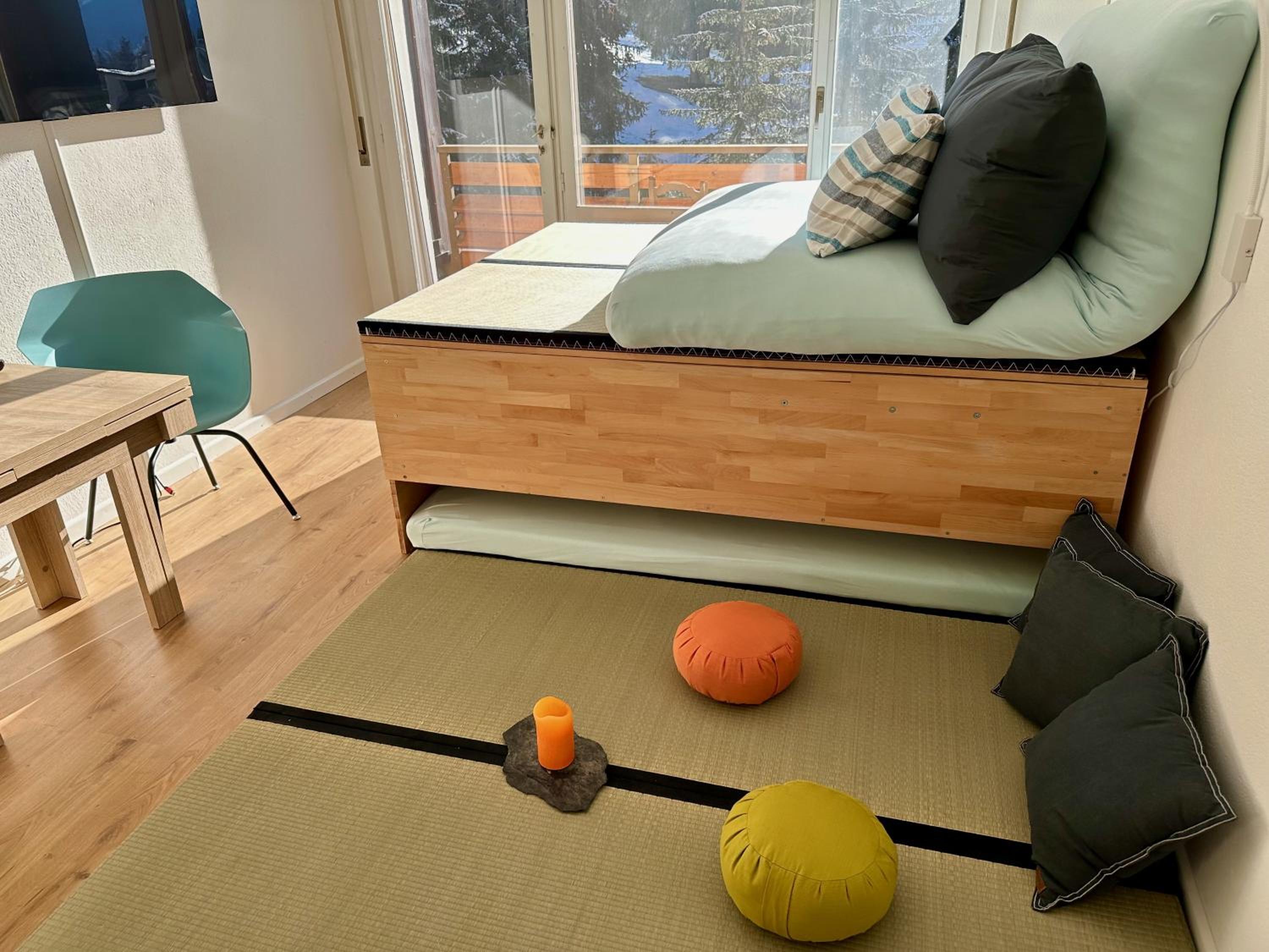 Studio Serenity, 4 min walk to center!