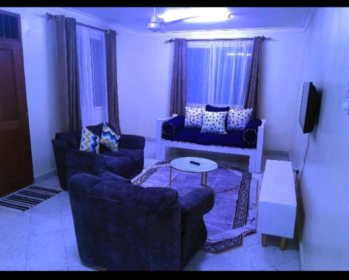 Chloe Isla 2 apartment Malindi view 5