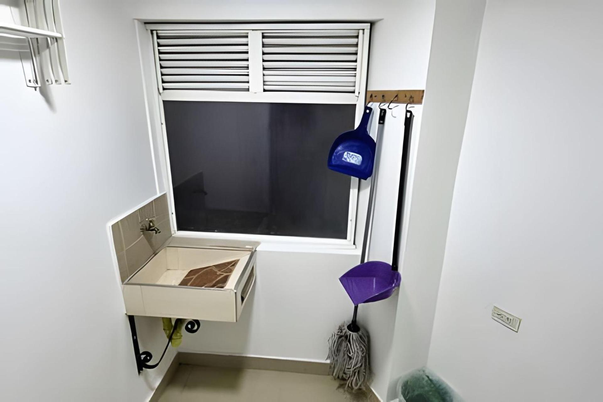ED SANTO TOMAS LAURELES MEDELLIN