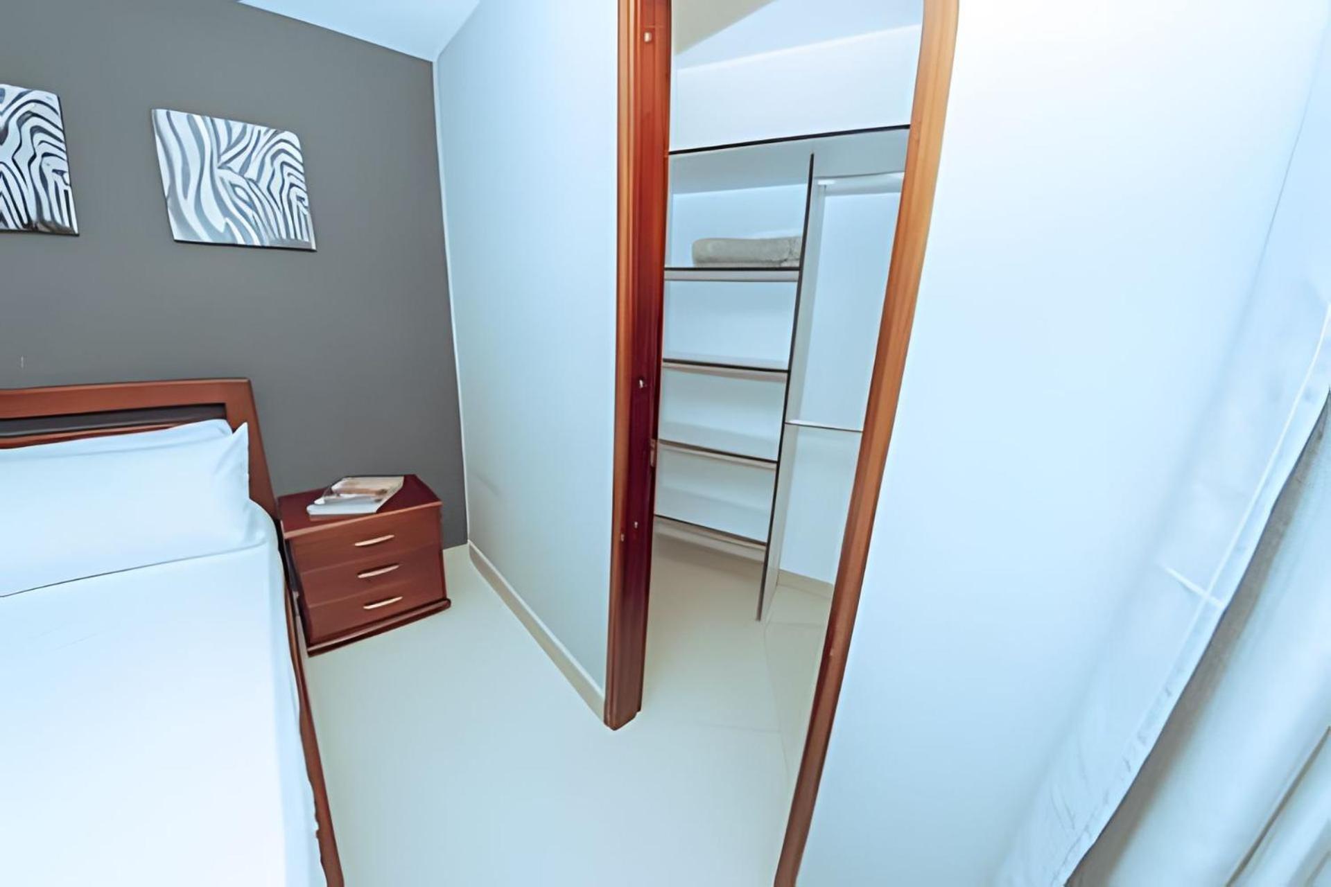 ED SANTO TOMAS LAURELES MEDELLIN