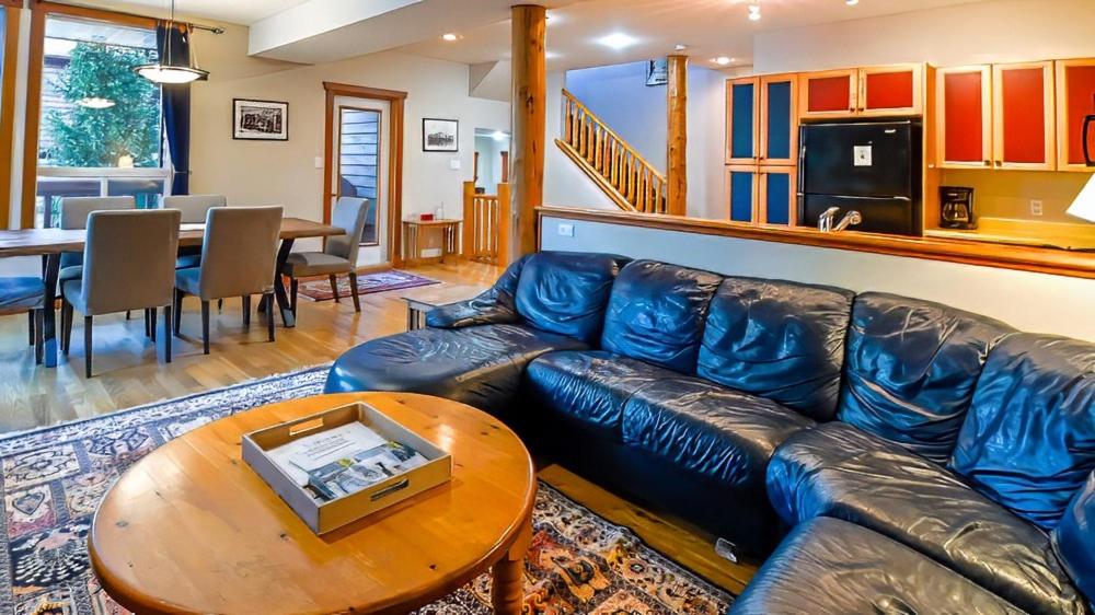 Polar Peak Chalet by Fernie Lodging Company