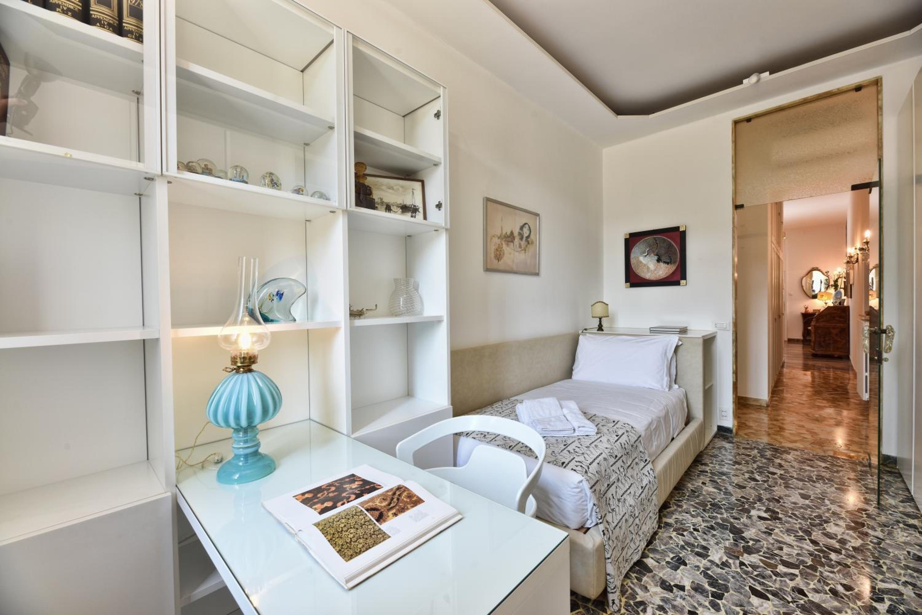 Soderini Splendor: First Floor Palazzo Charm at Castello Square