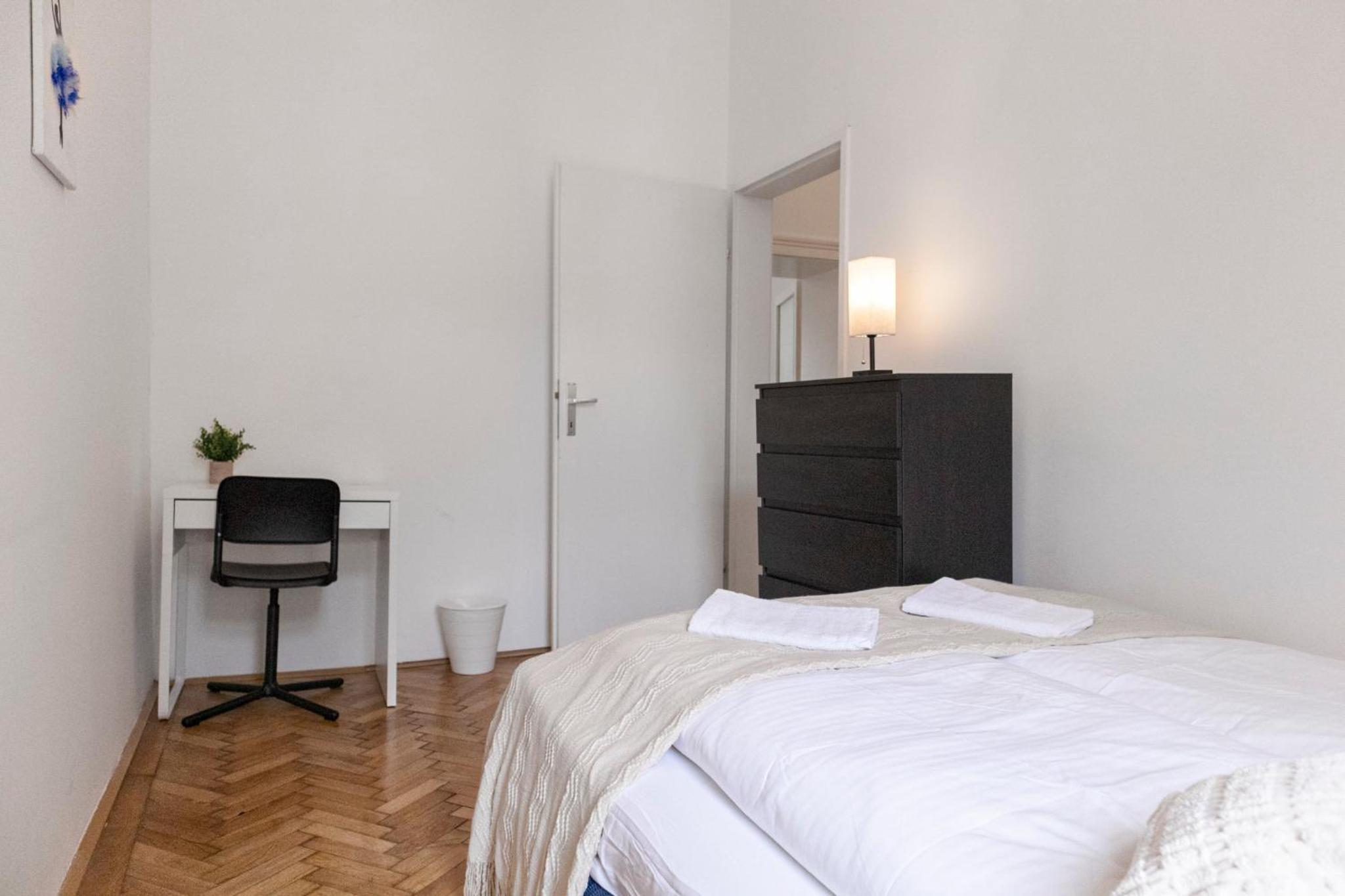 Prime Location & Peaceful Shared 2 BR Apt with Backyard