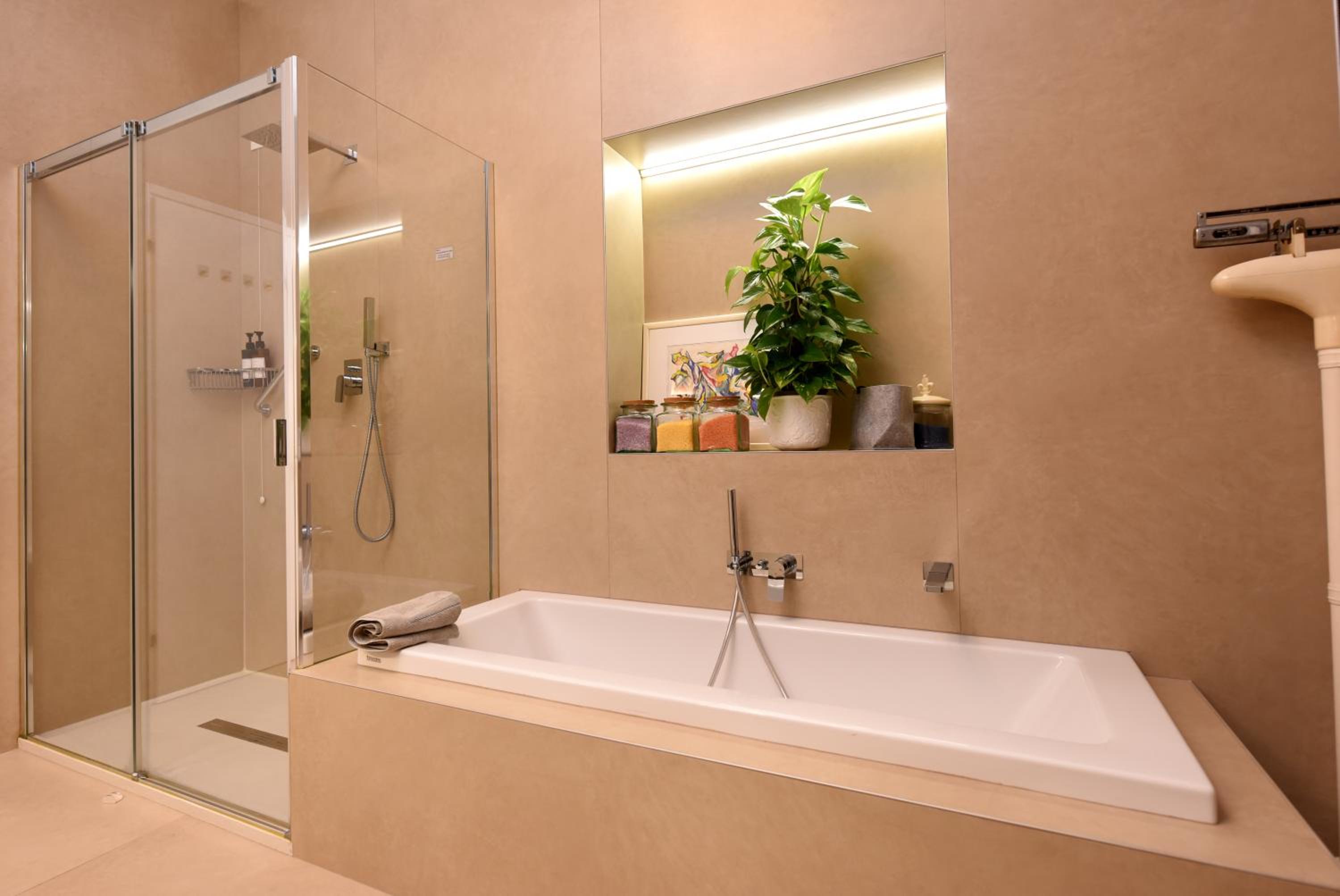 Soderini Splendor: First Floor Palazzo Charm at Castello Square
