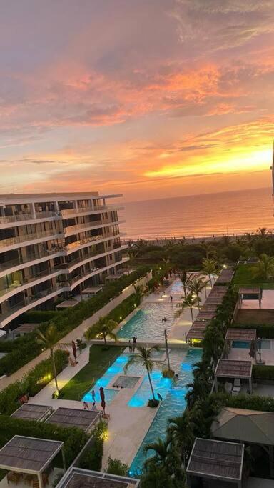 Lujoso Penthouse - Vista al Mar - Playa Privada