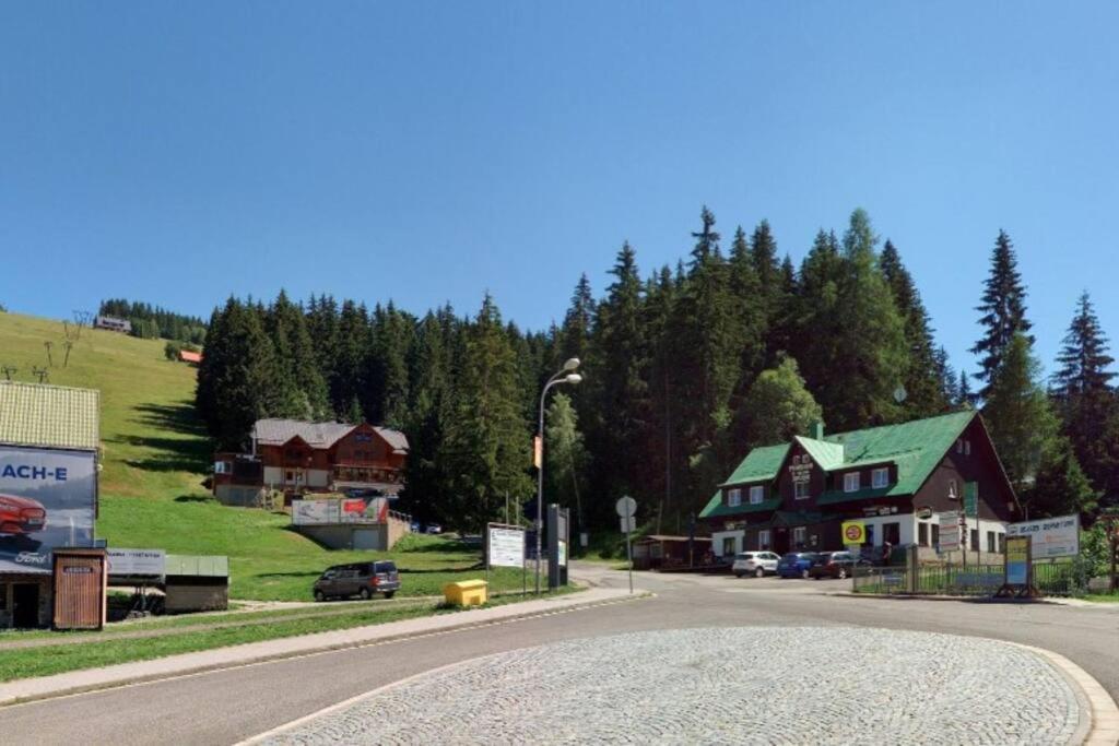 Apartmán u Ski Javor - 1x soukromé parkování