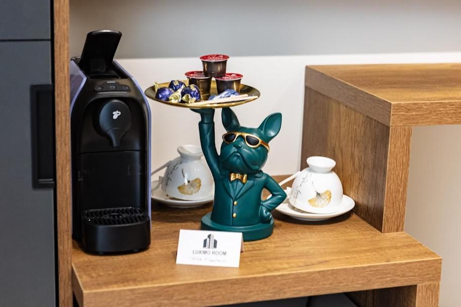 LUXIMO ROOM