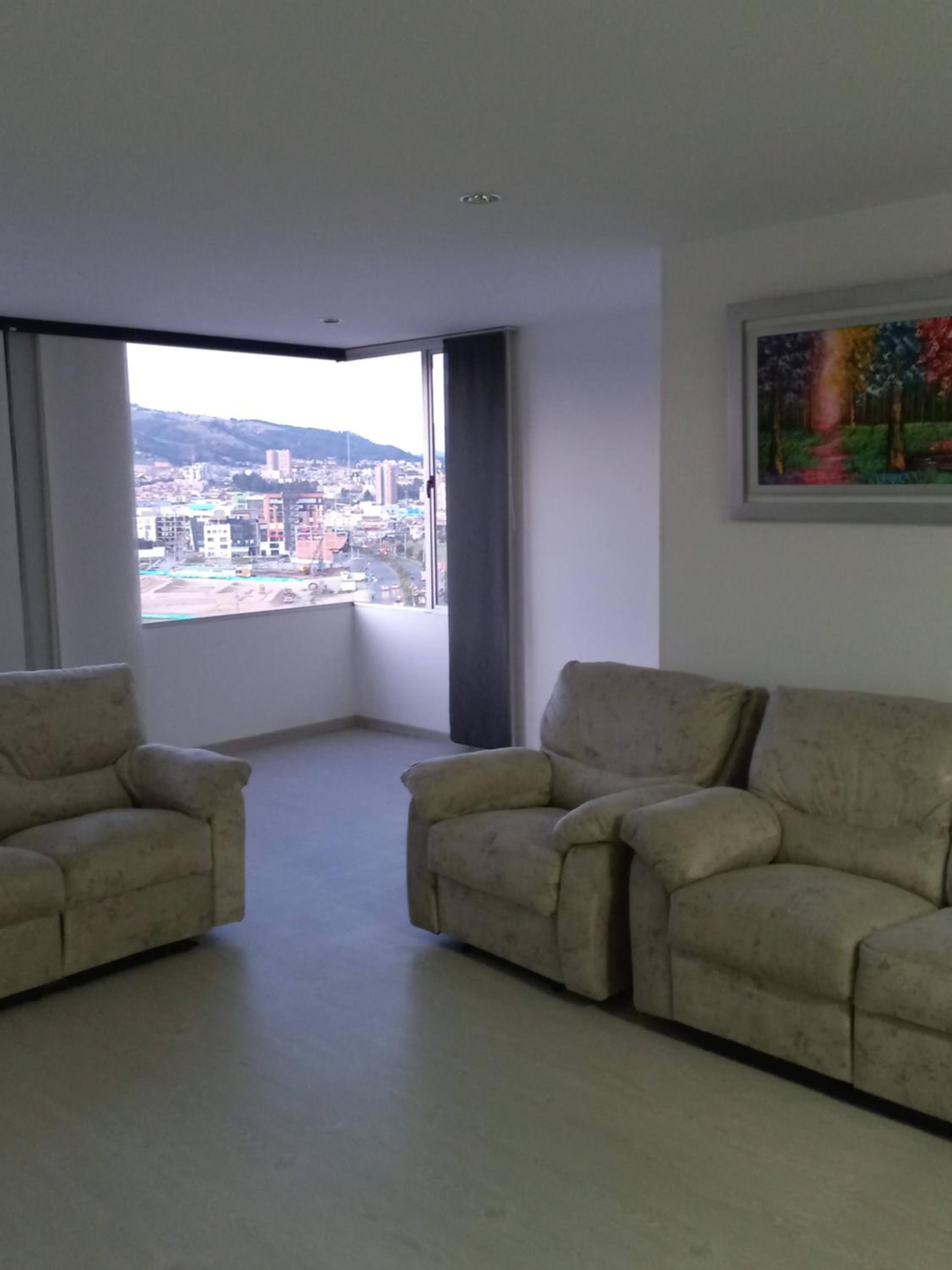 Apartamento Lujoso en las Alturas