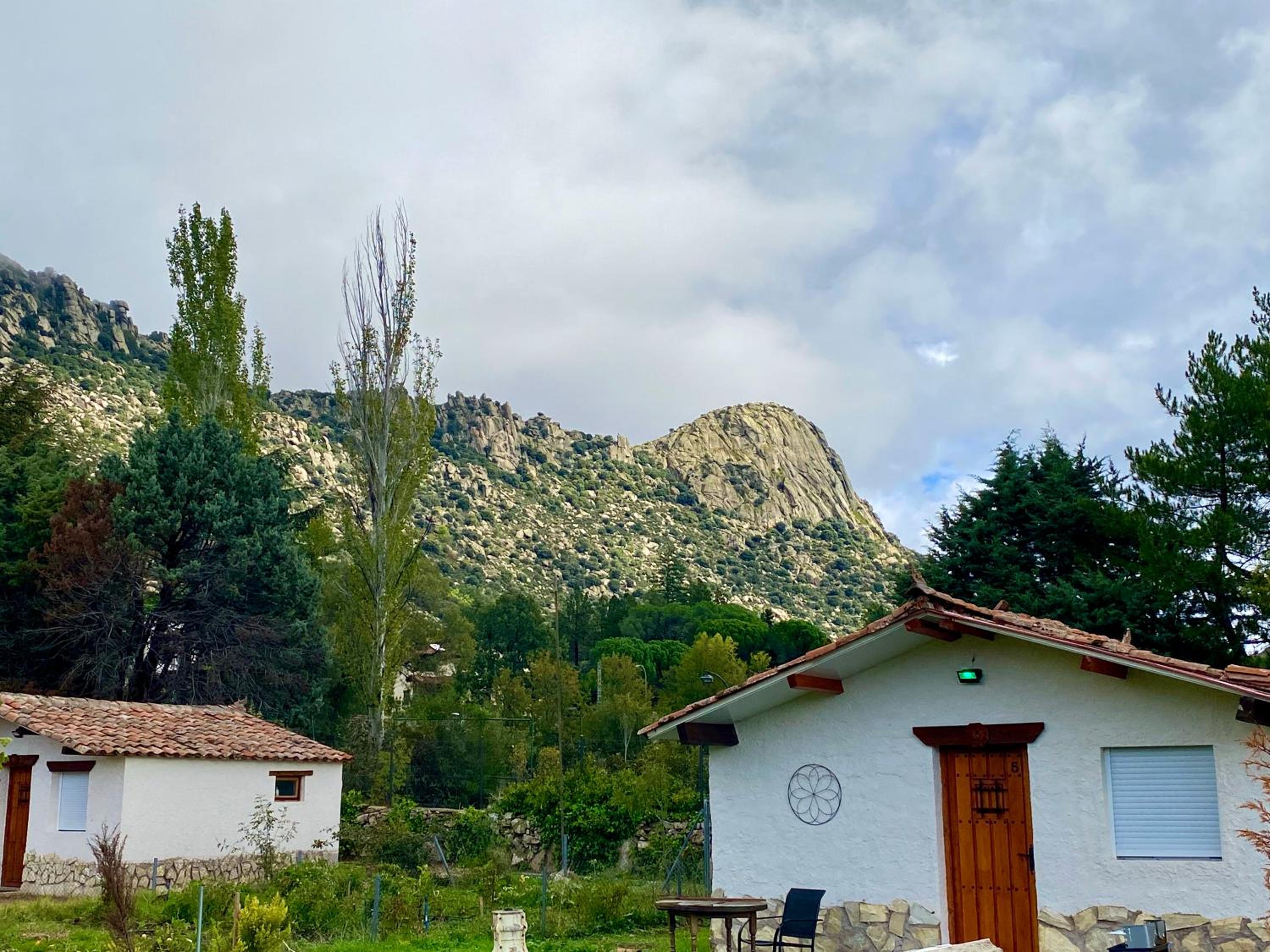 Cabañas Rústicas dentro de la Finca El Castillo