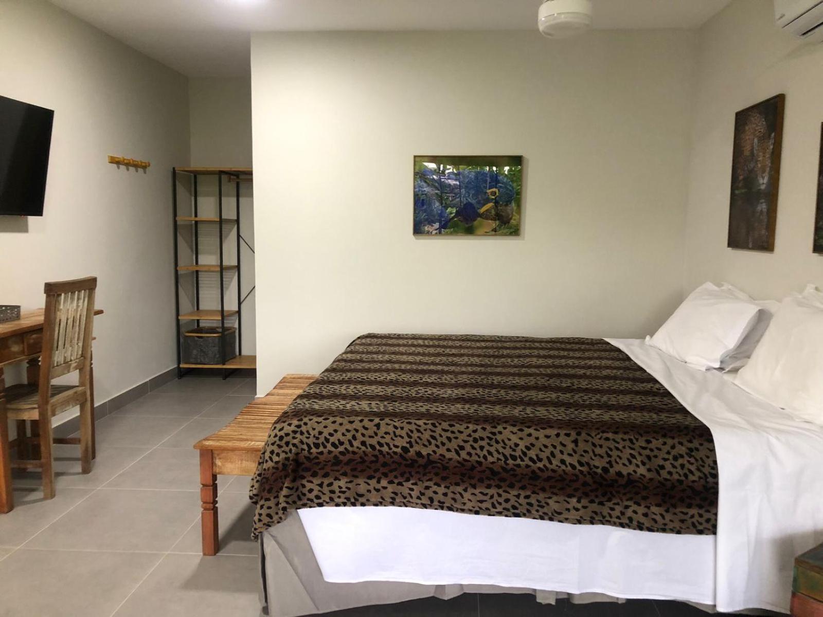 Villa Lorita - Suíte PANTANAL