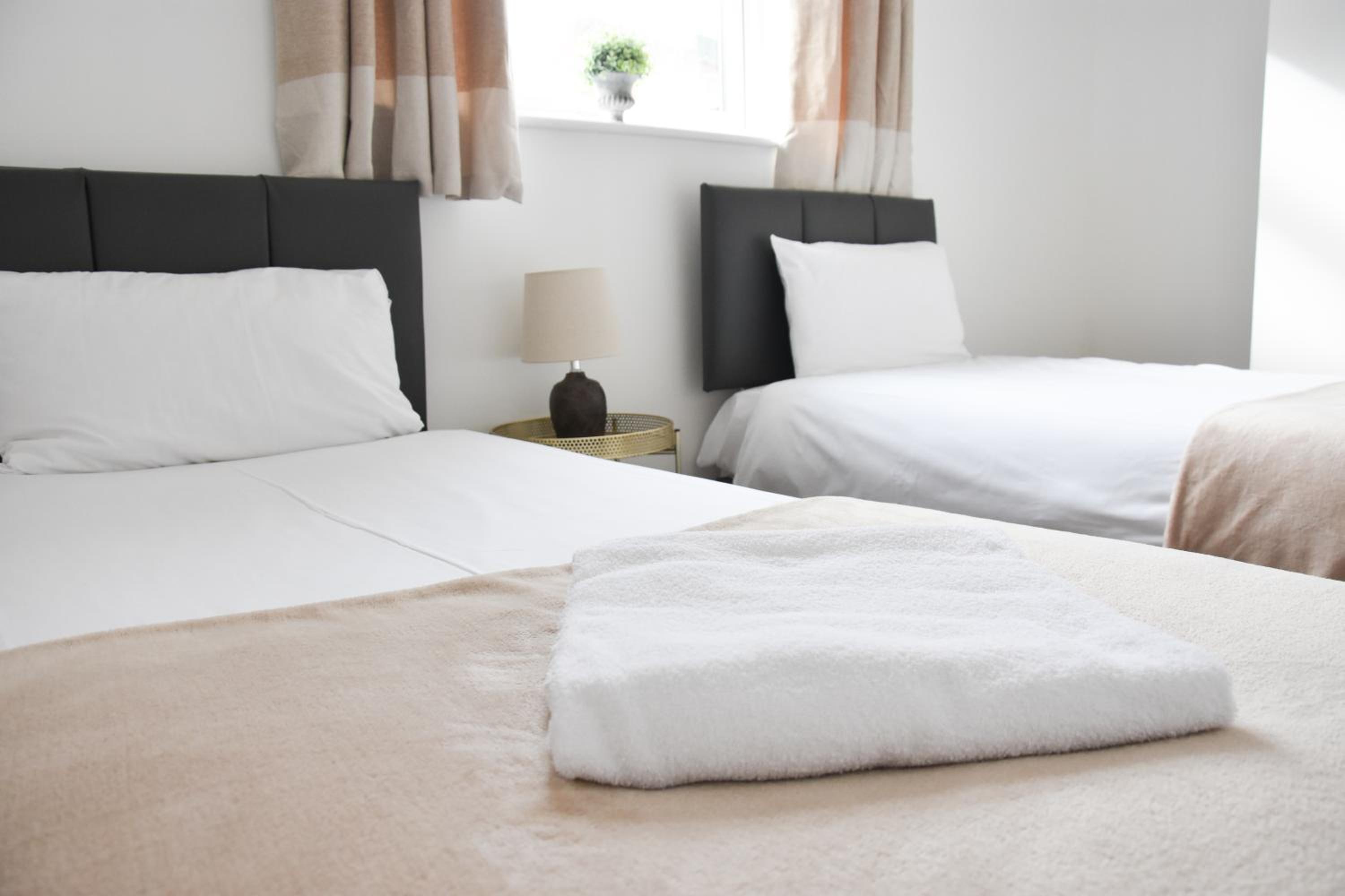 Parkside Apartment