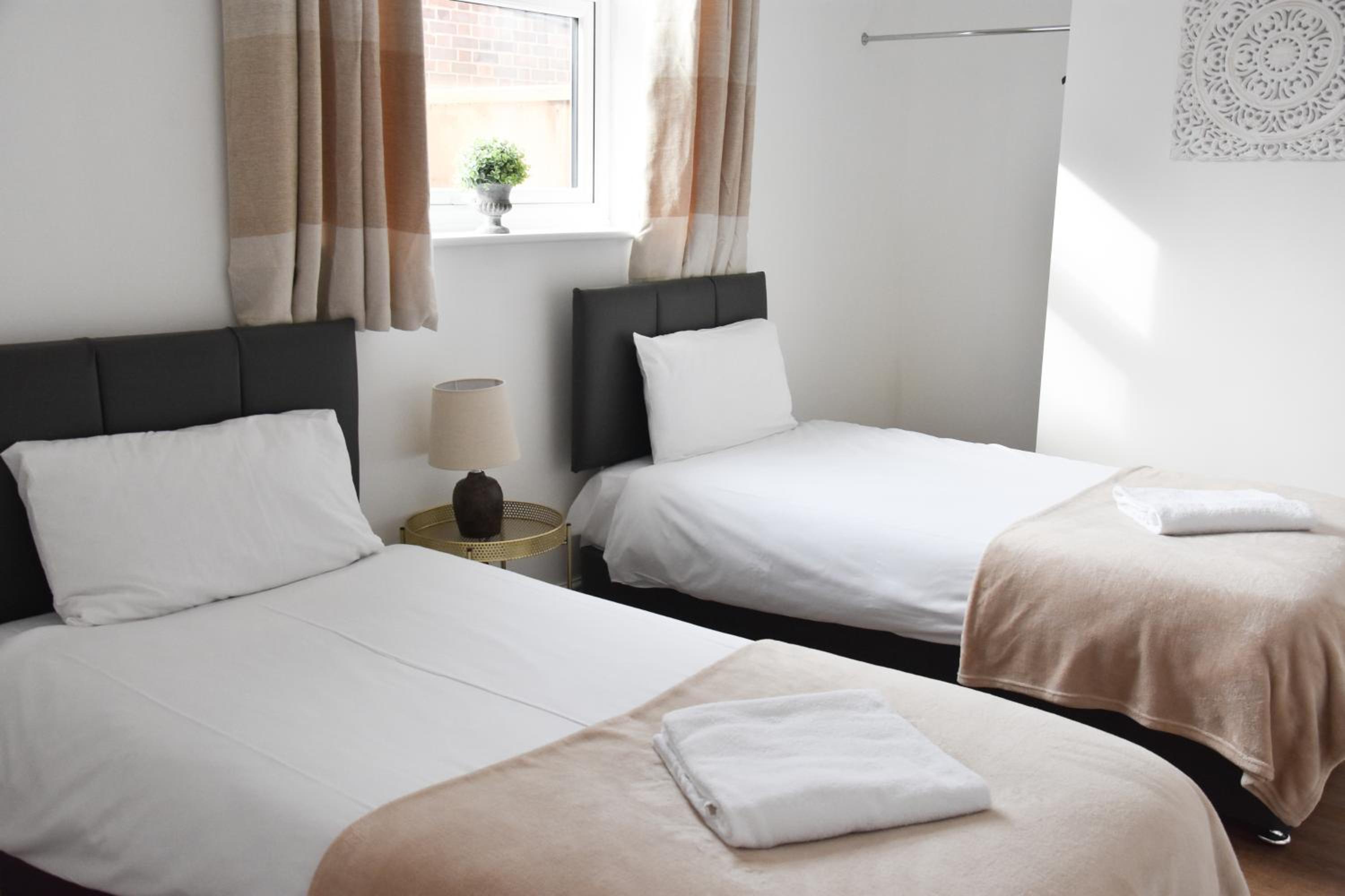 Parkside Apartment