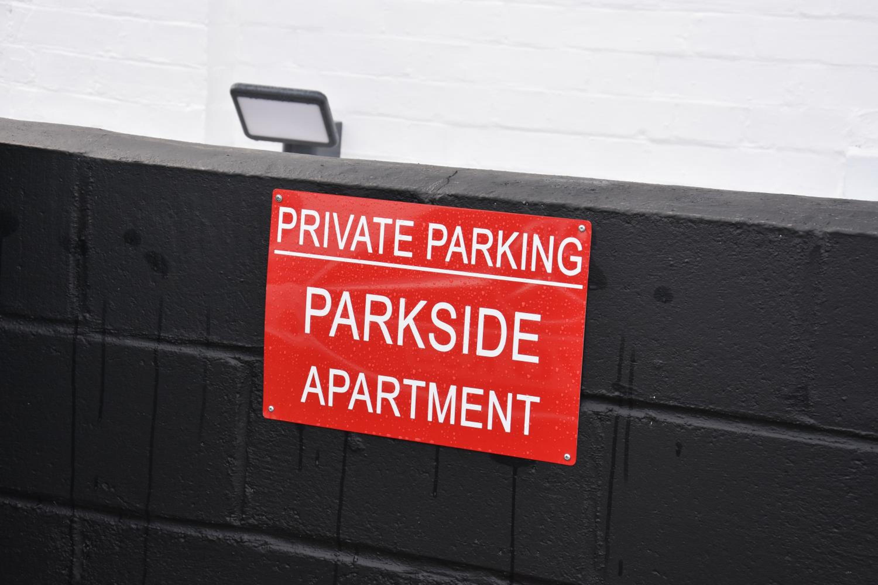 Parkside Apartment