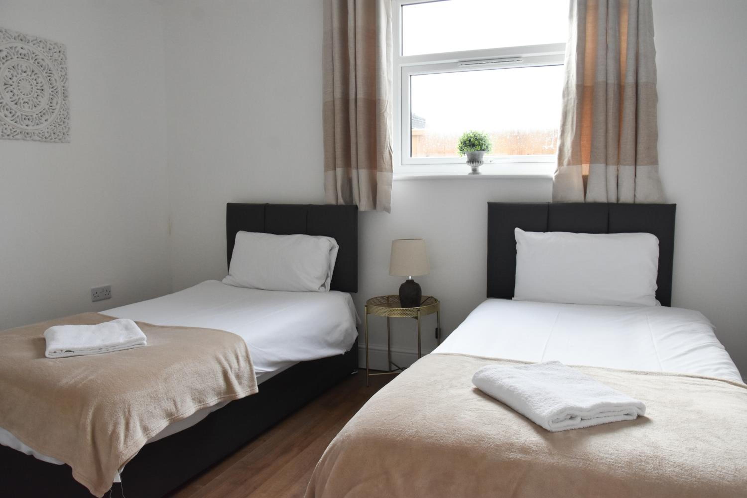 Parkside Apartment