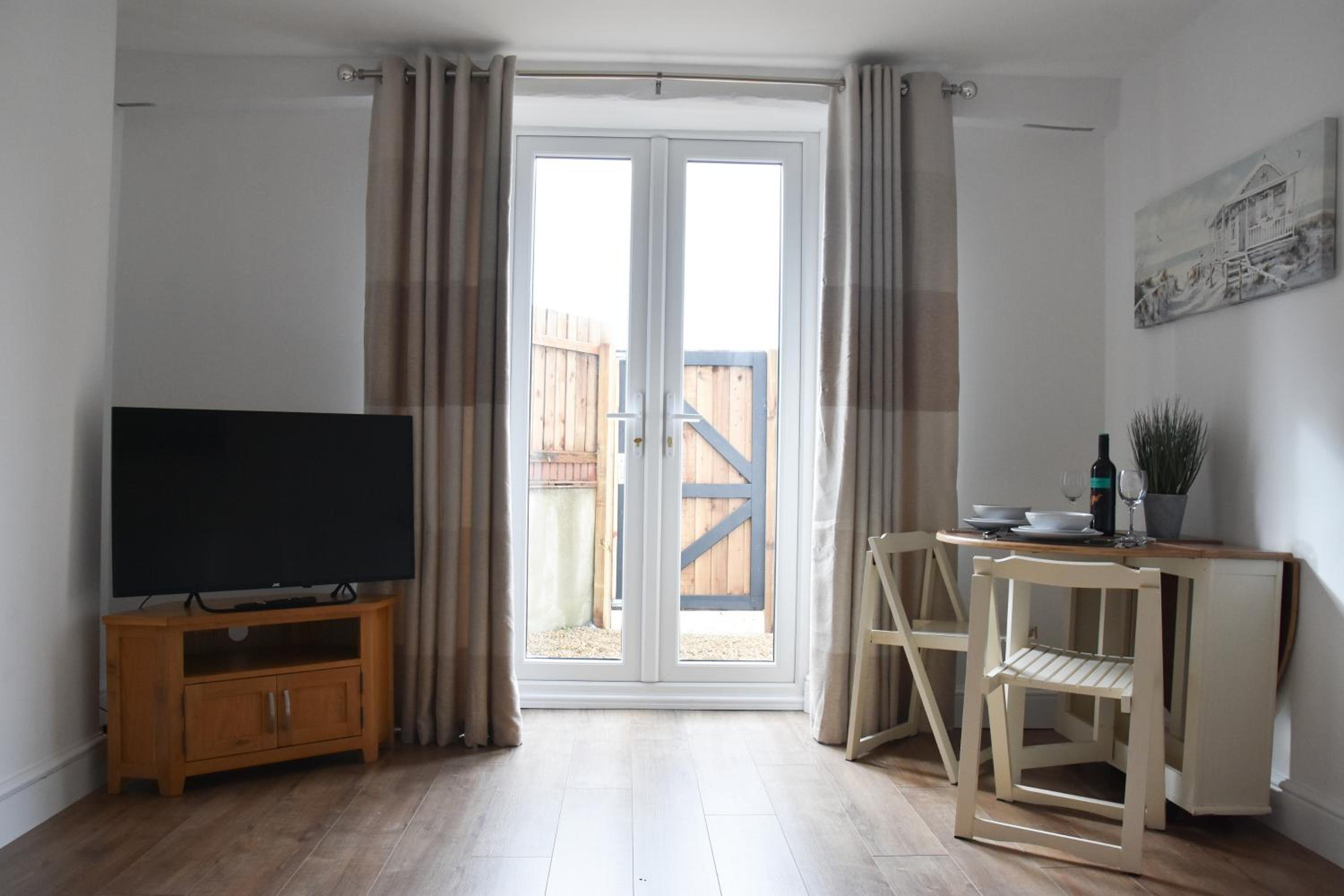 Parkside Apartment