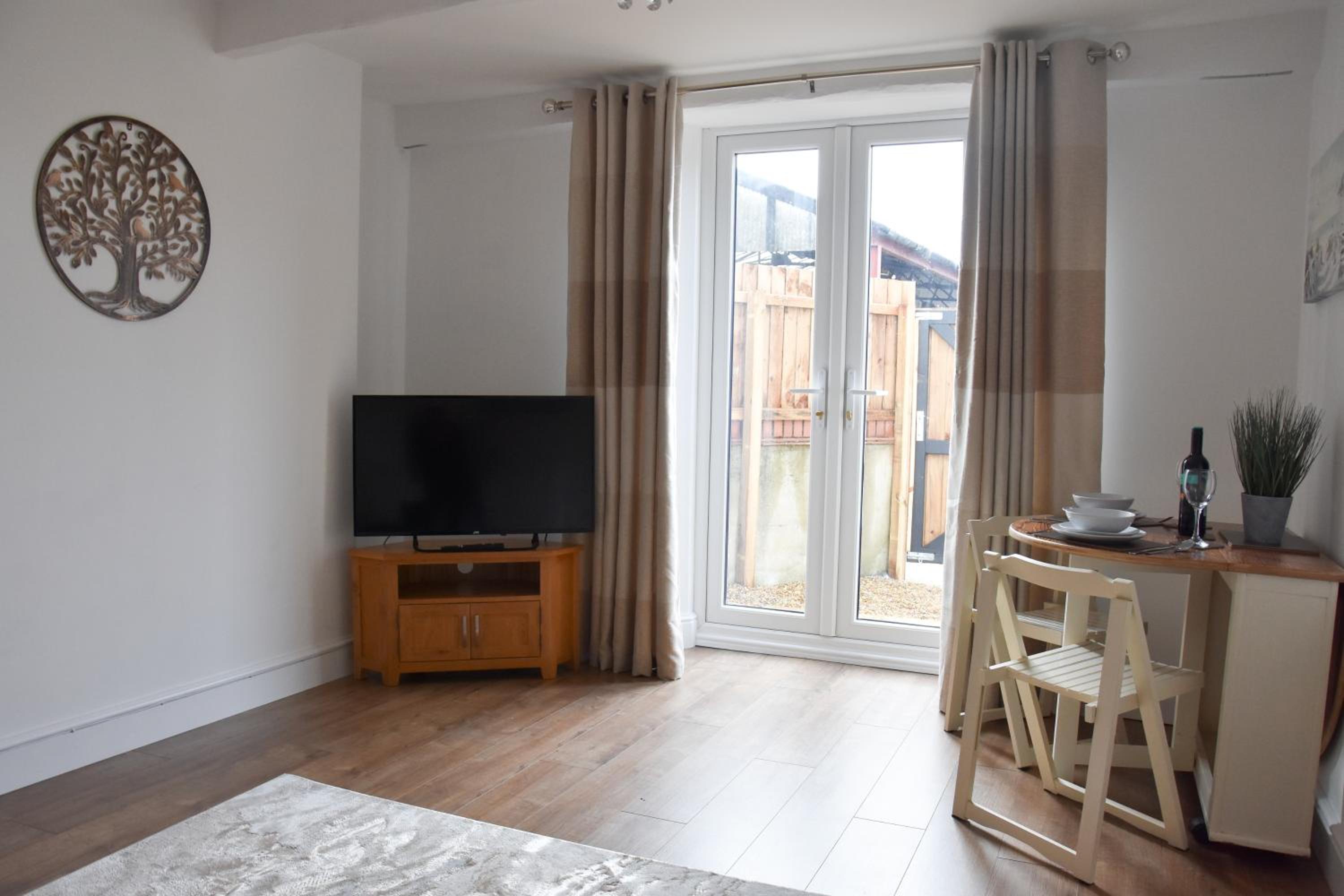 Parkside Apartment