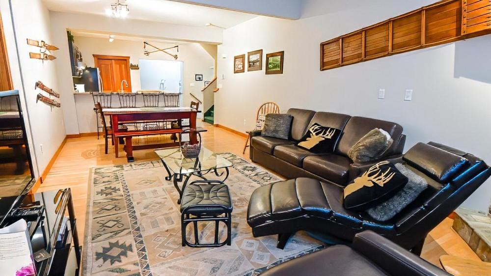 Polar Peak Chalet by Fernie Lodging Company