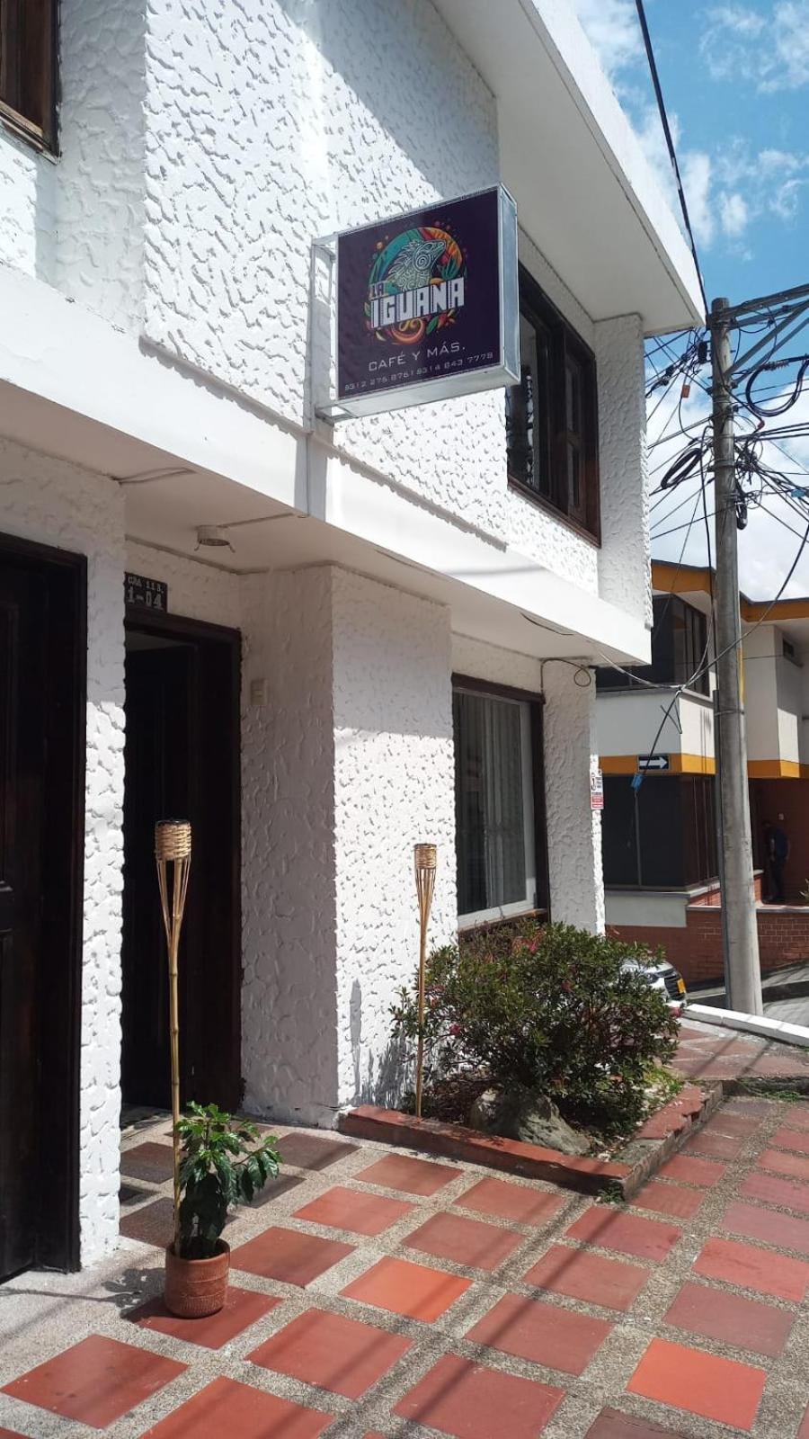 Hostel La Iguana Café