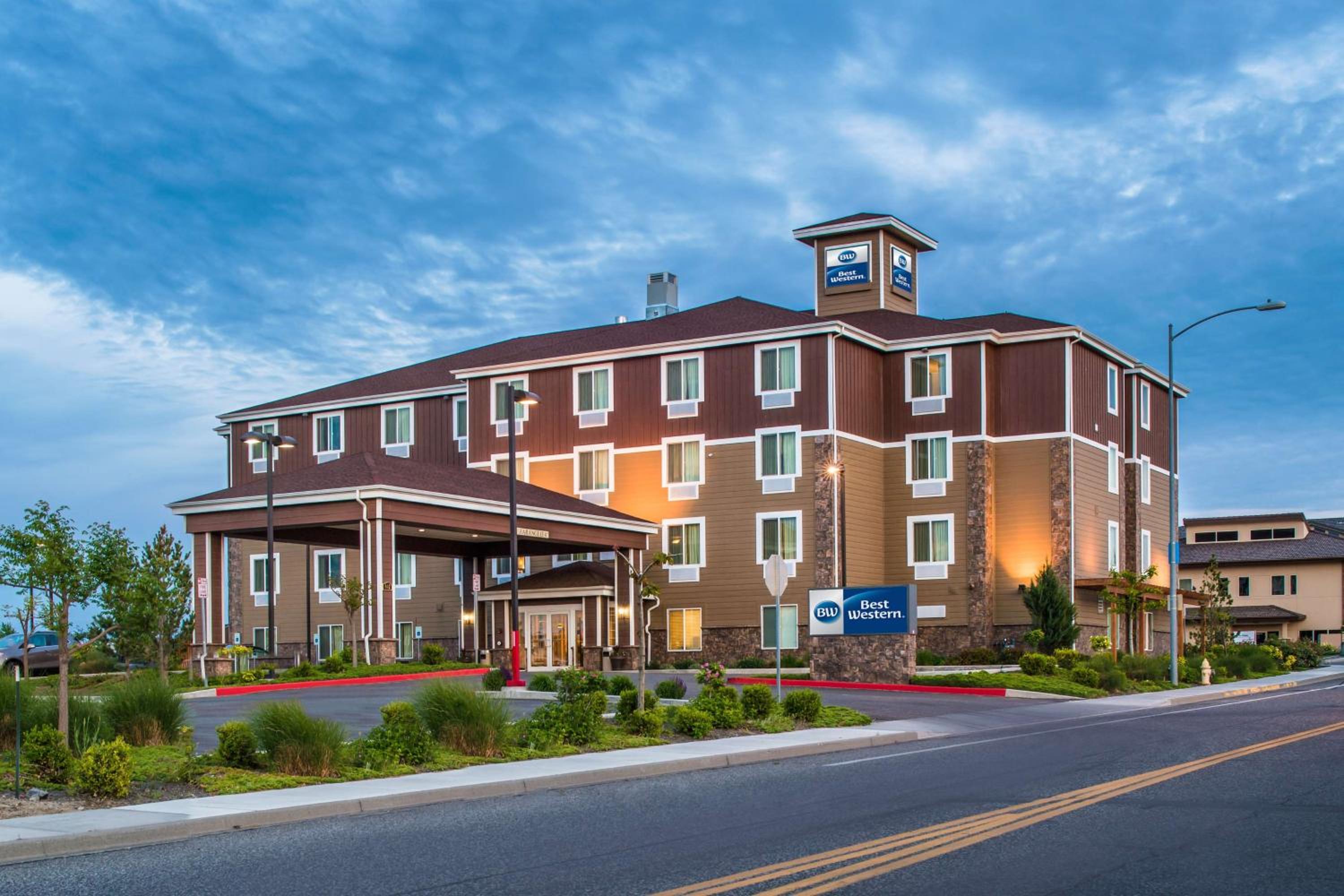 Hotel Best Western Kennewick Tri-Cities Center - Image 1