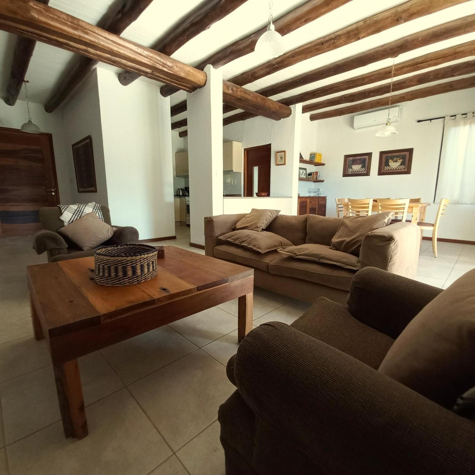 Casa EL Hache - Piscina - Chacras de Coria