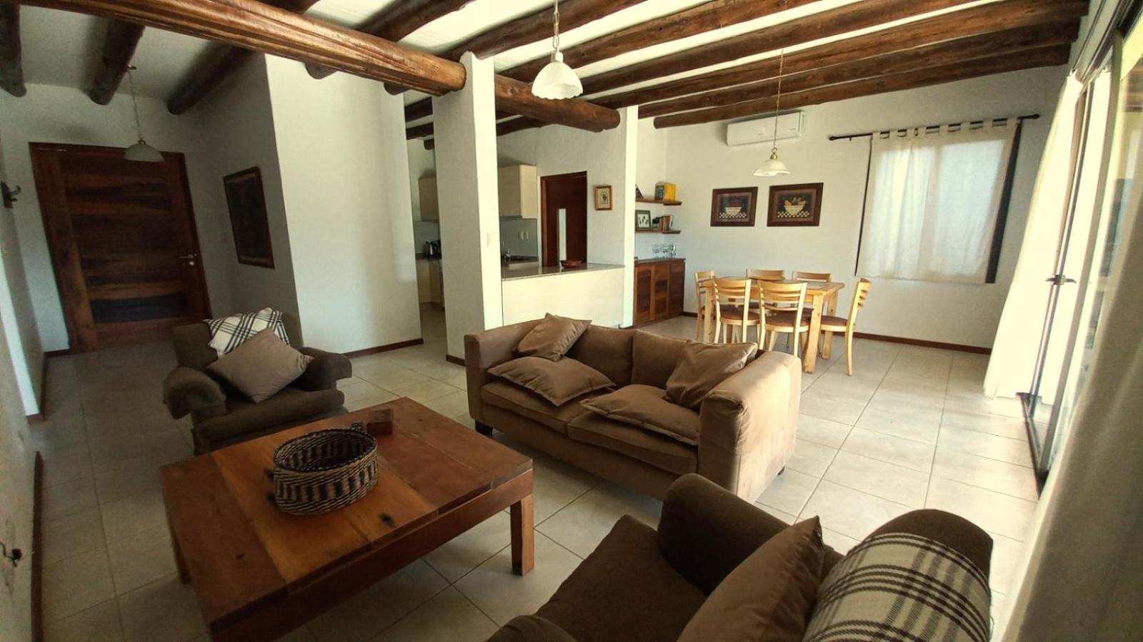 Casa EL Hache - Piscina - Chacras de Coria