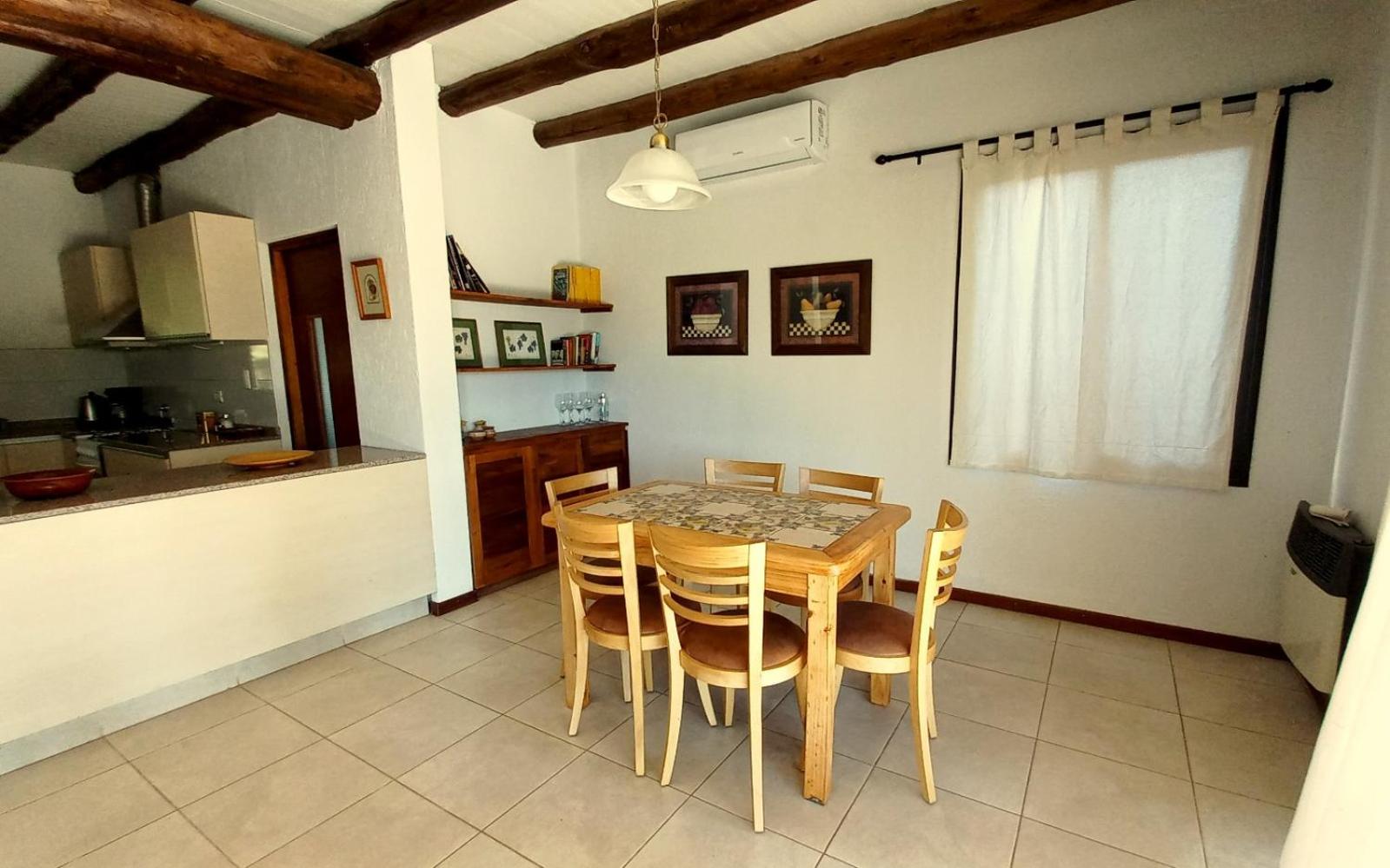 Casa EL Hache - Piscina - Chacras de Coria