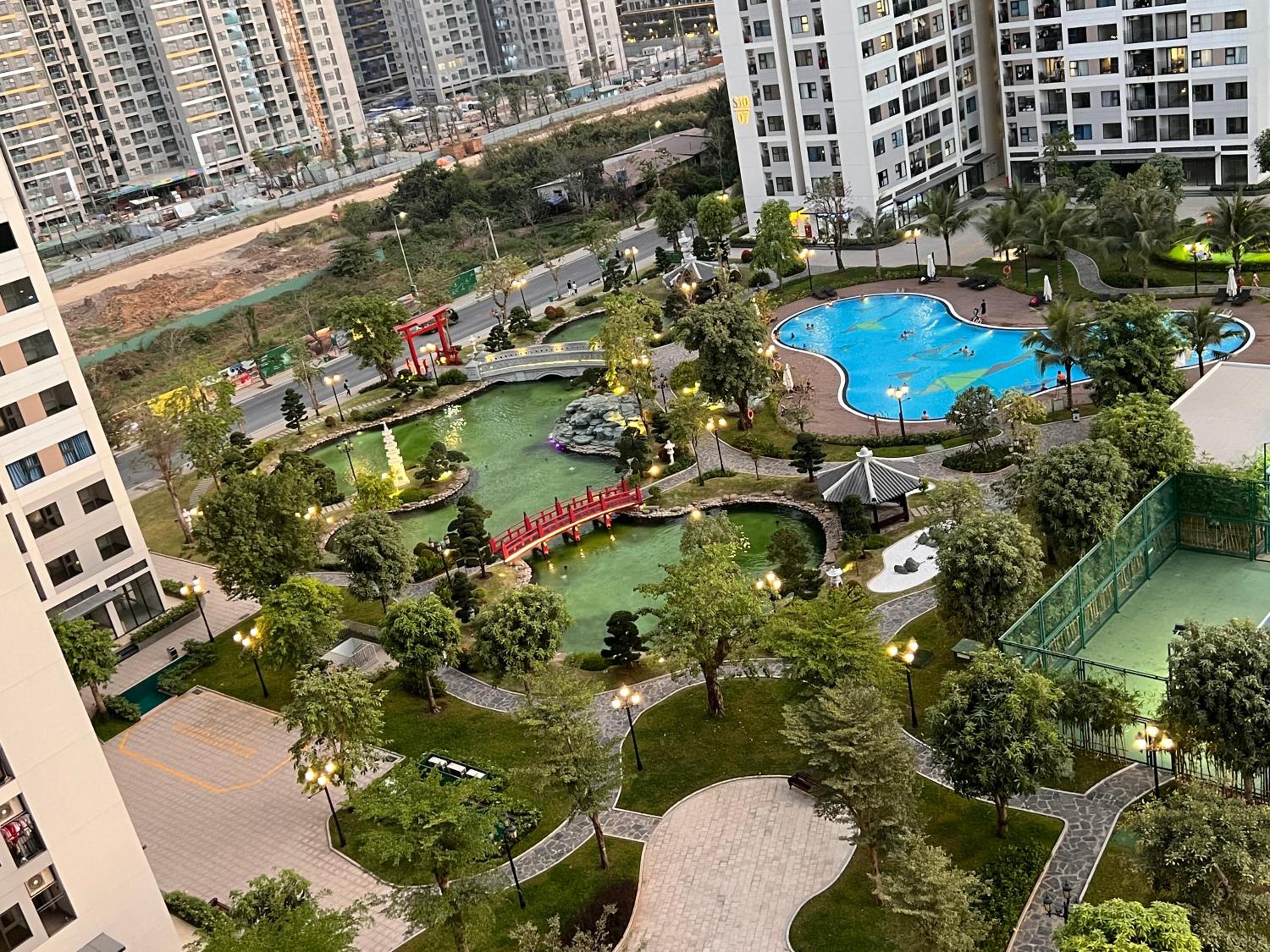 Vinhome Grand Park Homestay-Sweet Home Origami view 3