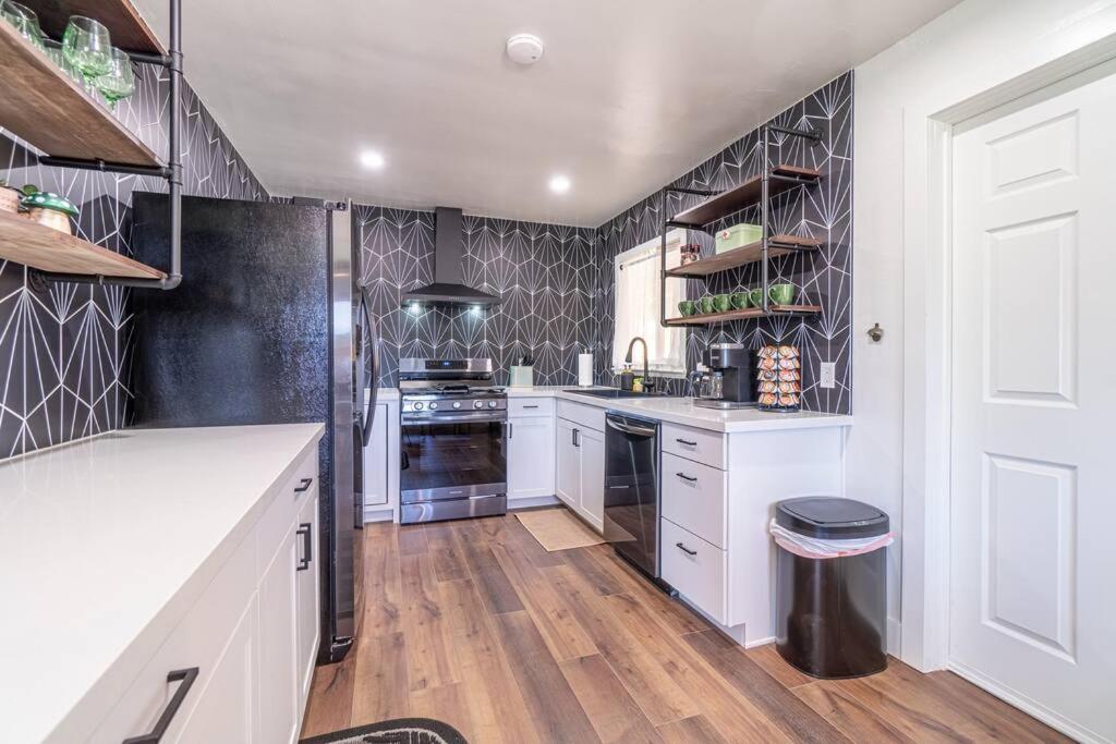 Reno Vacations - Reno Serenade: 3-Bed Urban Sanctuary - Property Image 17