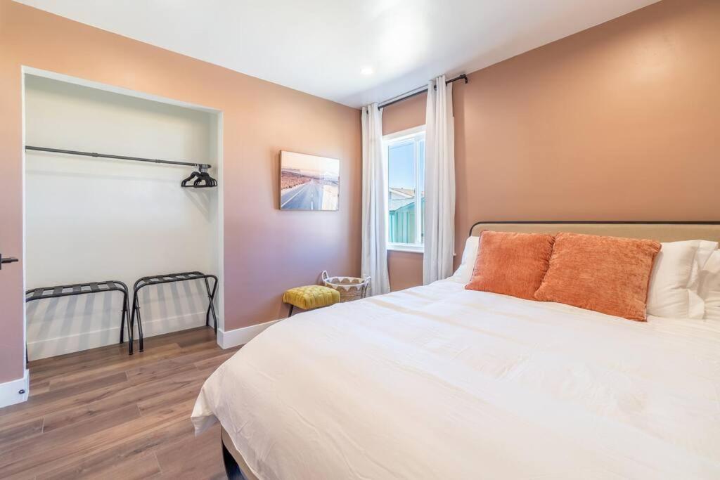 Reno Vacations - Reno Serenade: 3-Bed Urban Sanctuary - Property Image 12