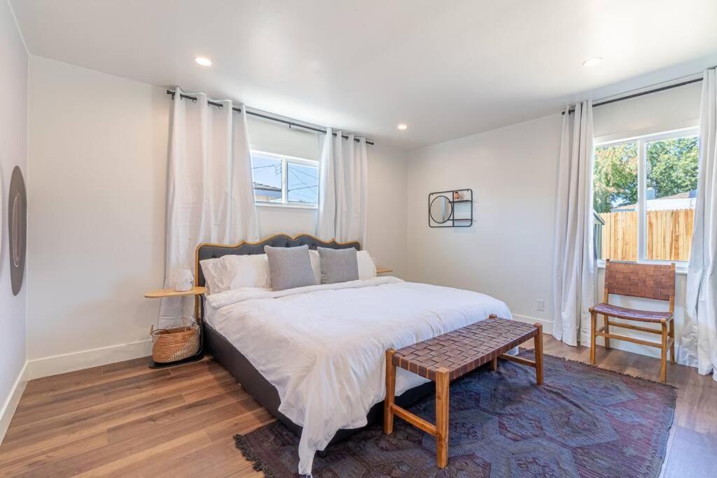 Reno Vacations - Reno Serenade: 3-Bed Urban Sanctuary - Property Image 16