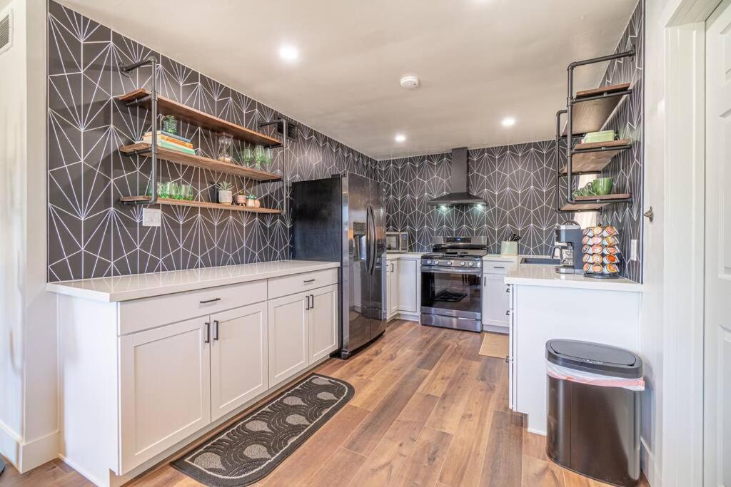 Reno Vacations - Reno Serenade: 3-Bed Urban Sanctuary - Property Image 19