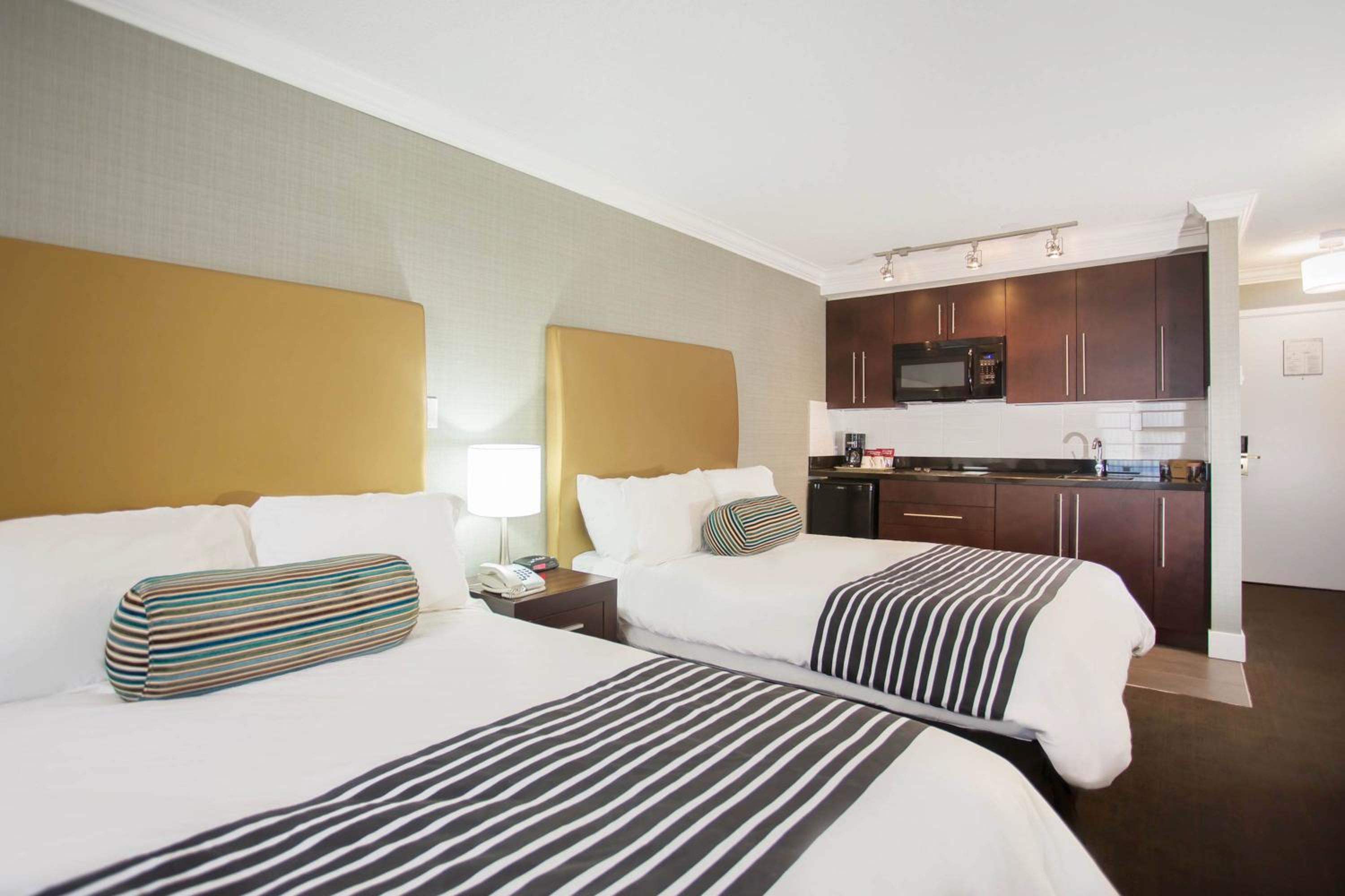 Vernon Vacations - Sandman Hotel Vernon - Property Image 4