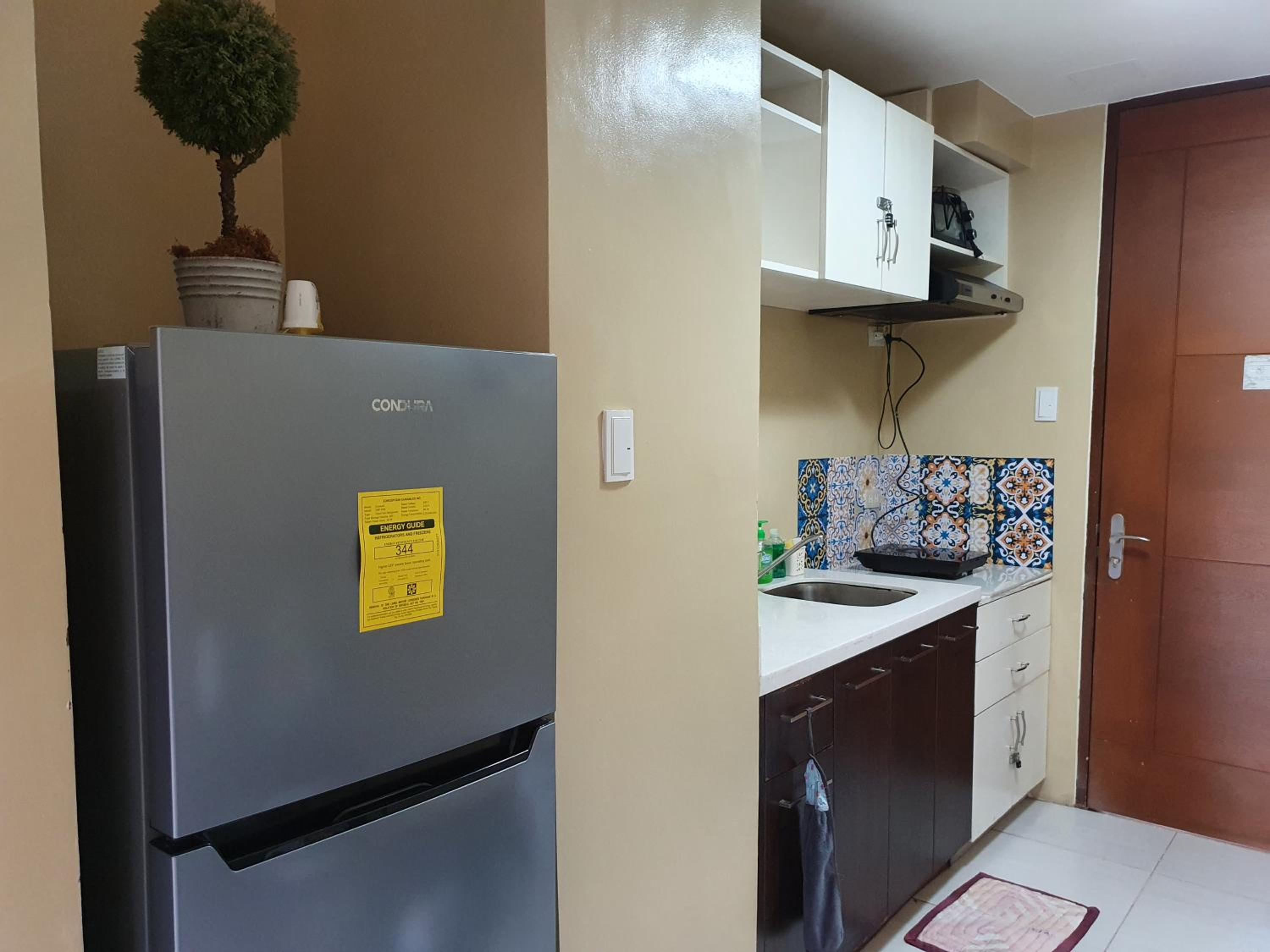 Pico de Loro Staycation (3 beds- 6 pax) view 4