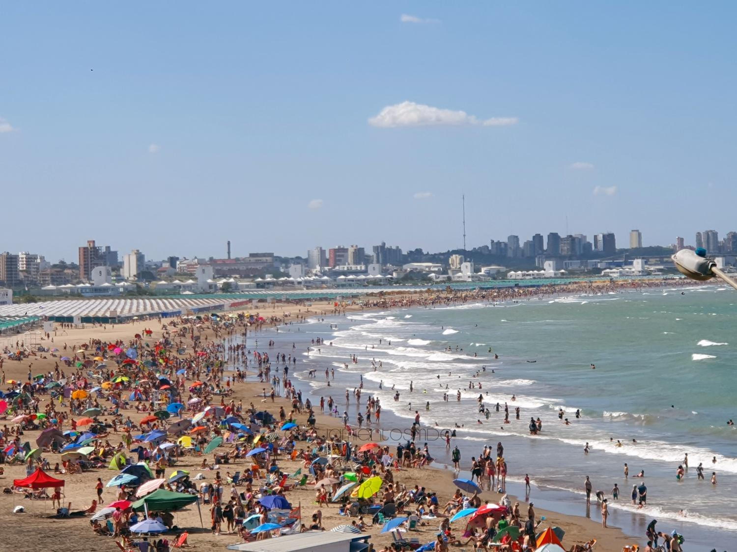 Casa Bruna, Divina y recién Renovada en Mar del Plata proximo Mogotes, a las playas del sur y El Faro - Somos AlojamientosMDQ -