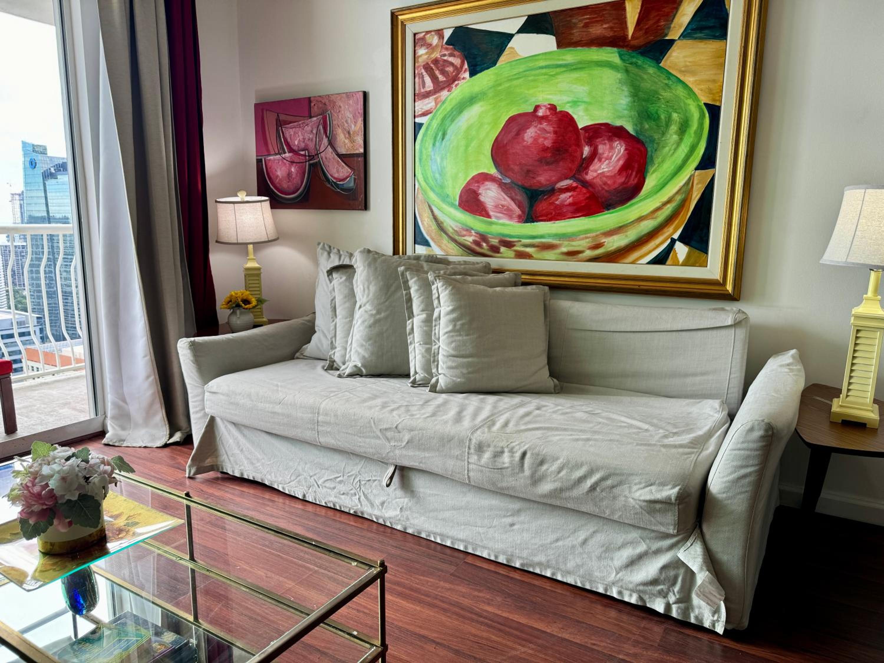 Brickell Apt with Bay Views, Pool, Free Parking