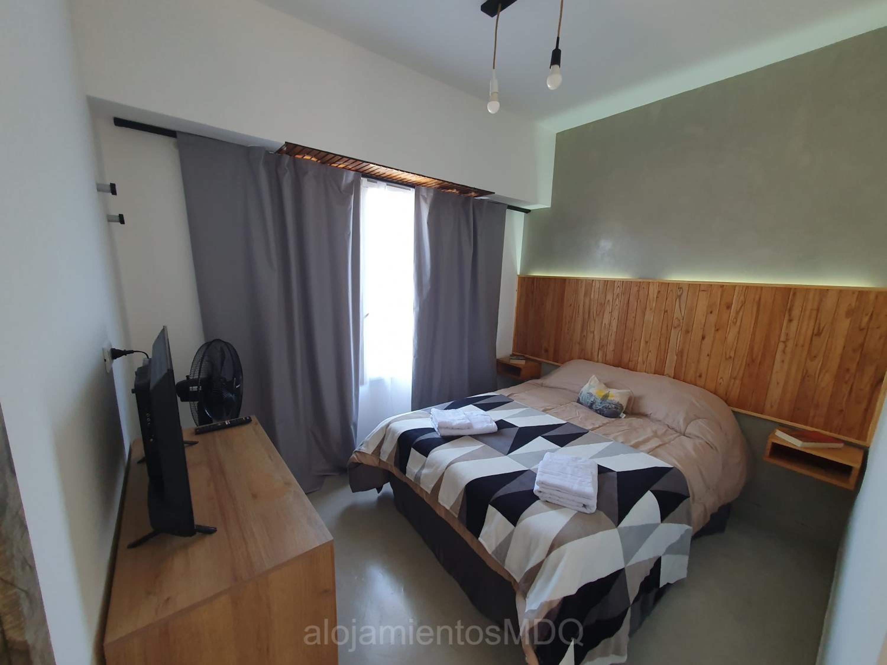 Casa Bruna, Divina y recién Renovada en Mar del Plata proximo Mogotes, a las playas del sur y El Faro - Somos AlojamientosMDQ -