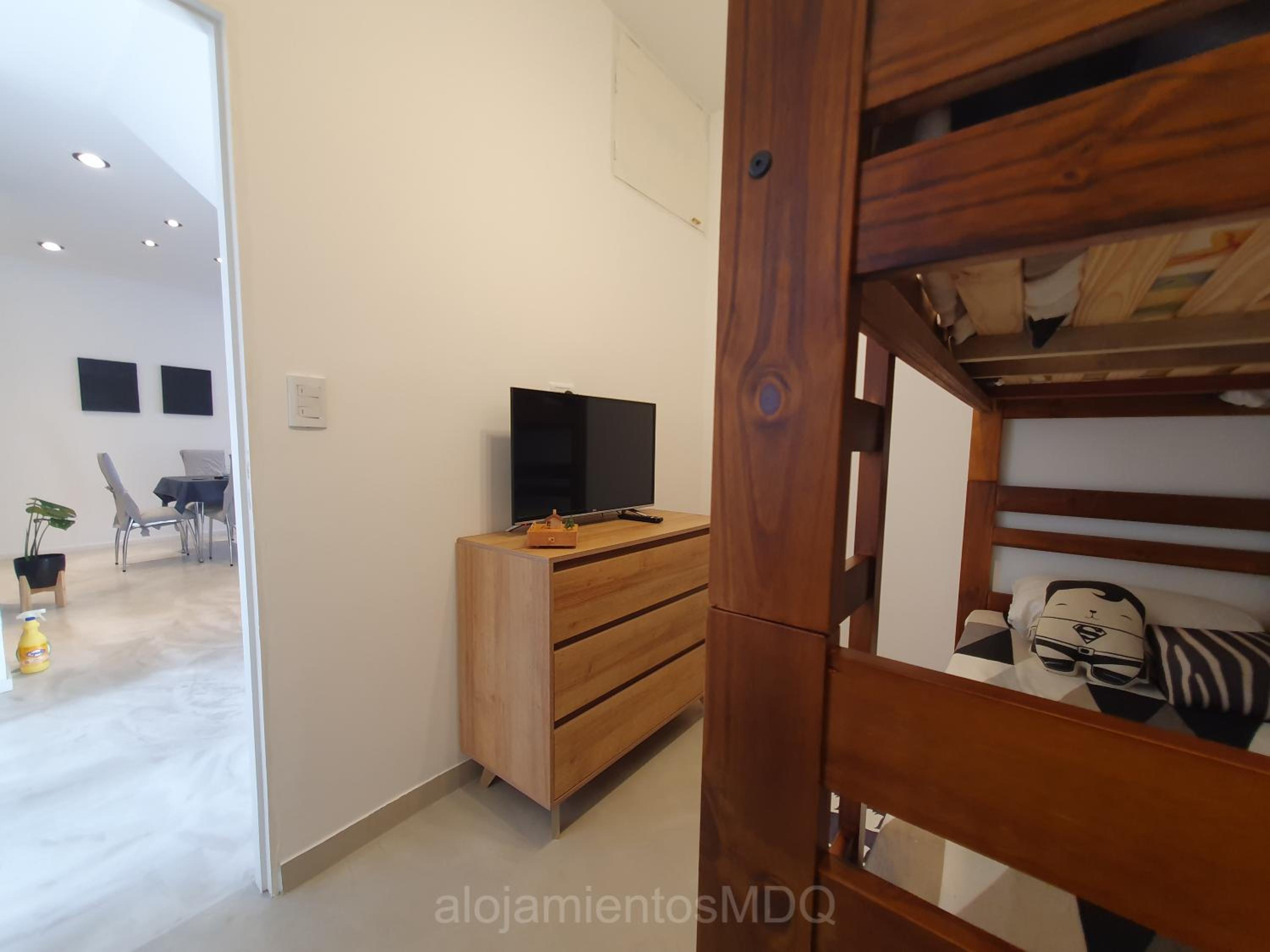 Casa Bruna, Divina y recién Renovada en Mar del Plata proximo Mogotes, a las playas del sur y El Faro - Somos AlojamientosMDQ -