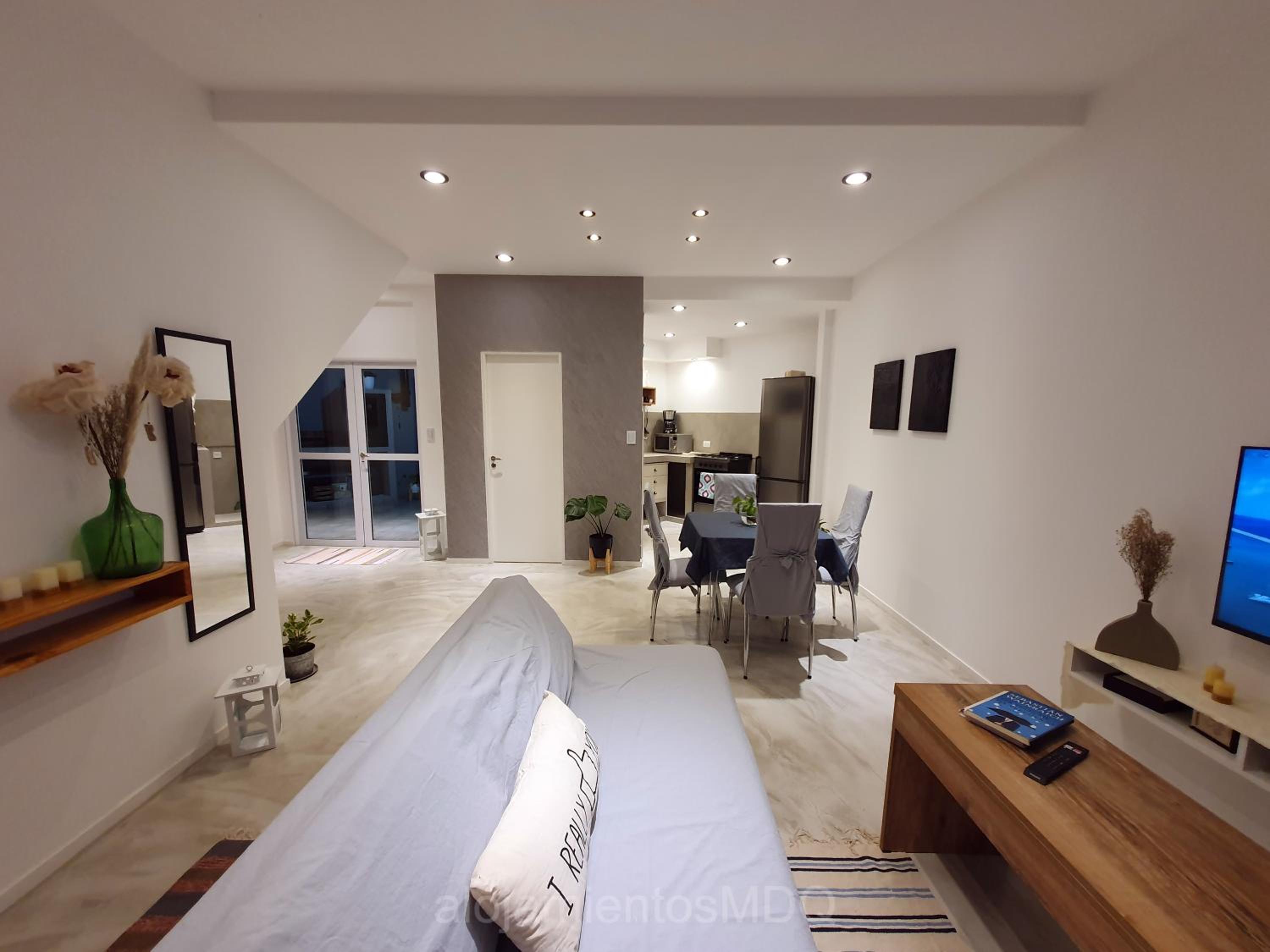 Casa Bruna, Divina y recién Renovada en Mar del Plata proximo Mogotes, a las playas del sur y El Faro - Somos AlojamientosMDQ -
