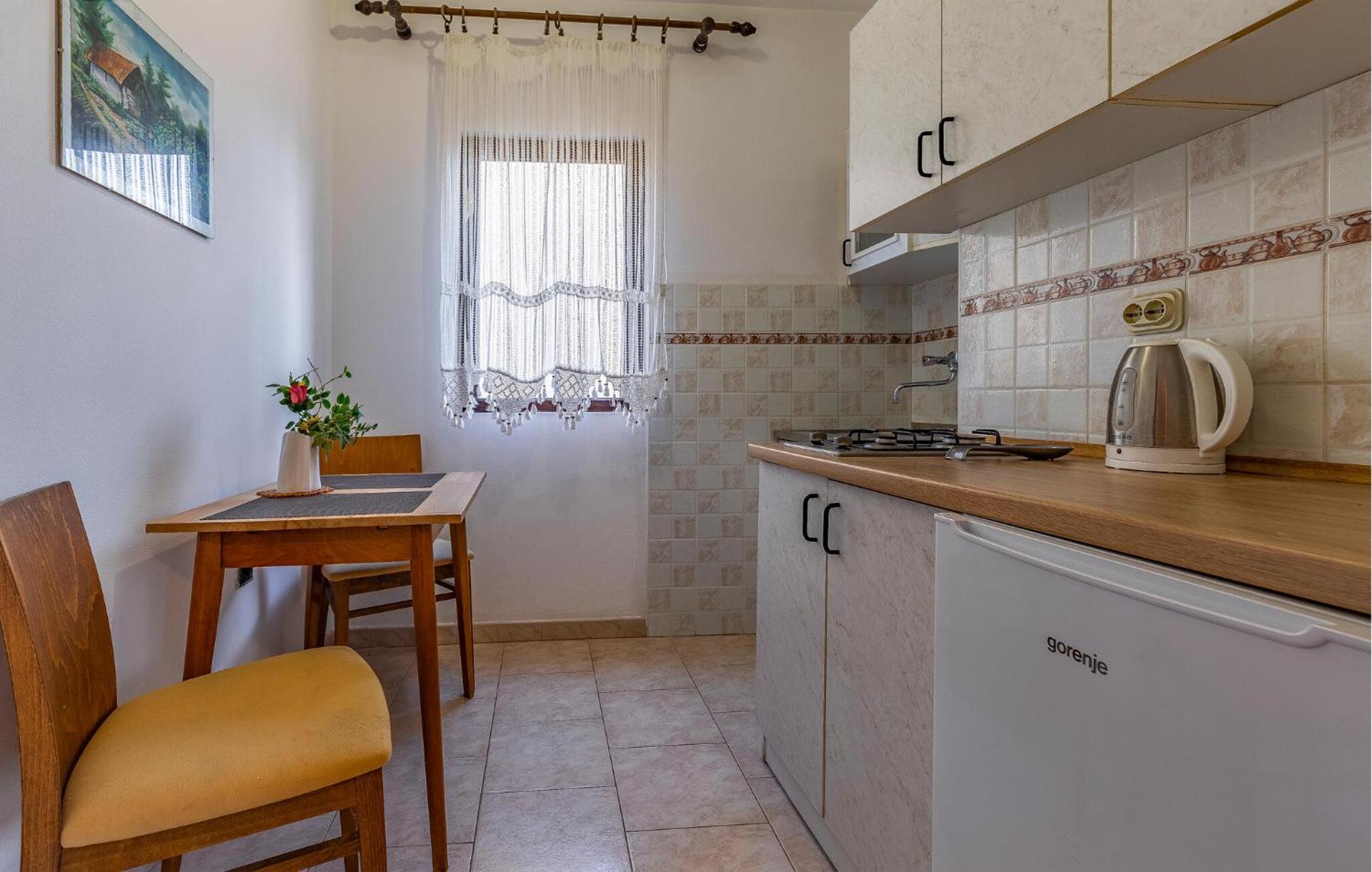 Nice Apartment In Medulin With Kitchen view 5