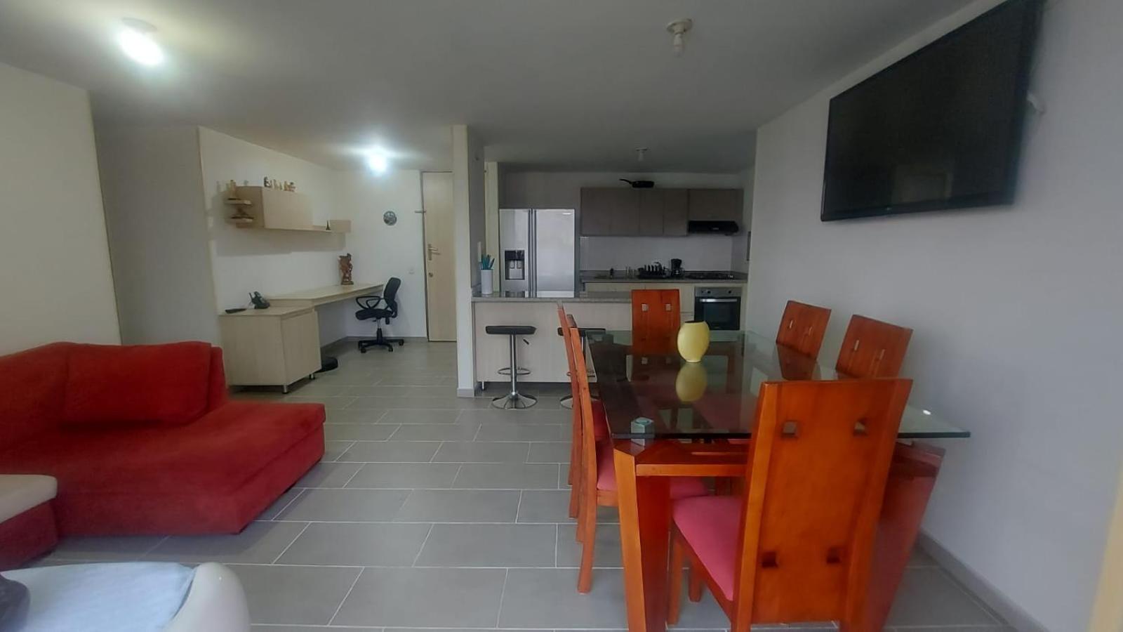 Lindo apartamento amoblado muy completo, en muy buen sector de la ciudad de Ibagué..!