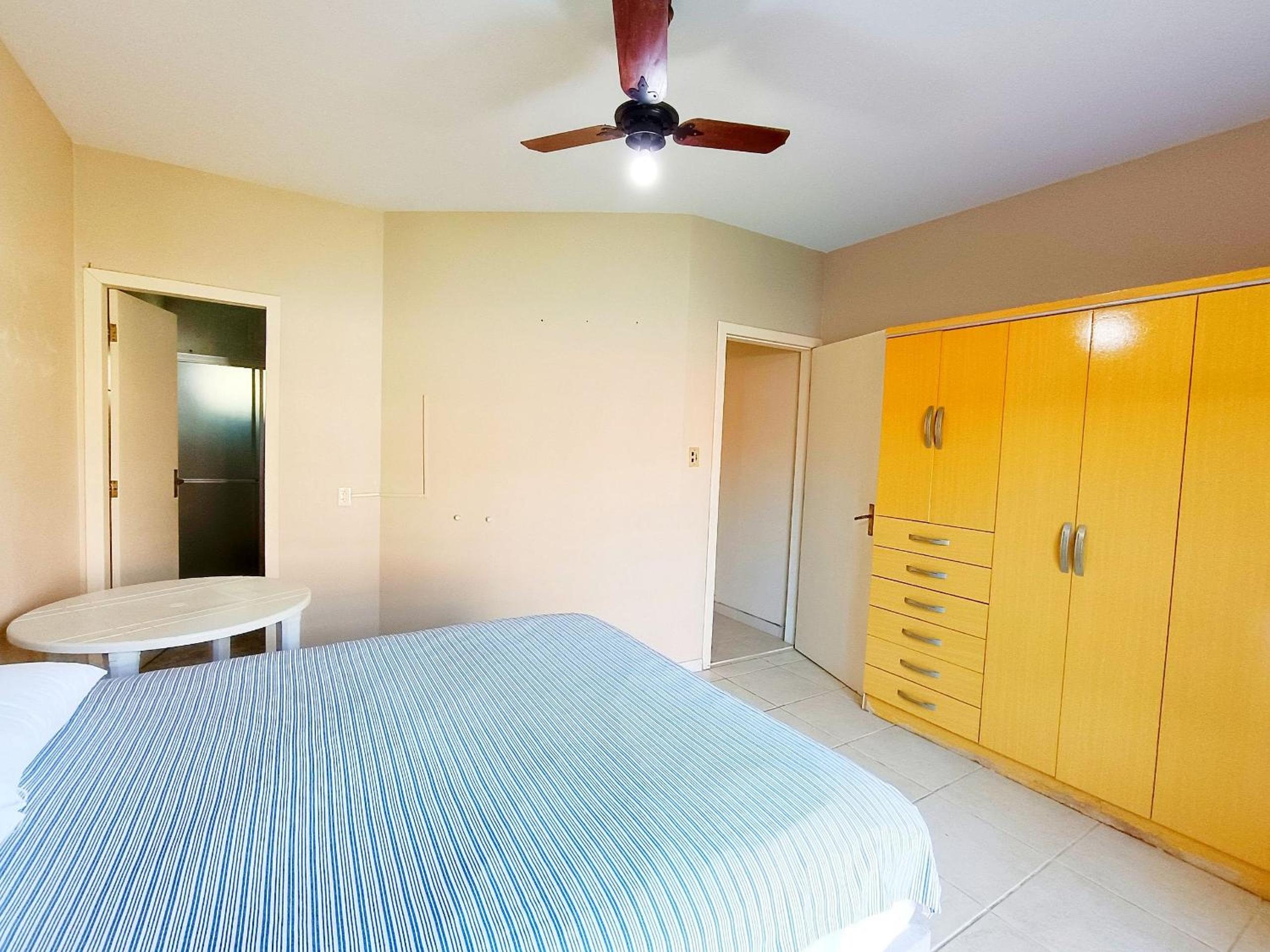 Casa com piscina, churrasqueira/400m mar - ALE90