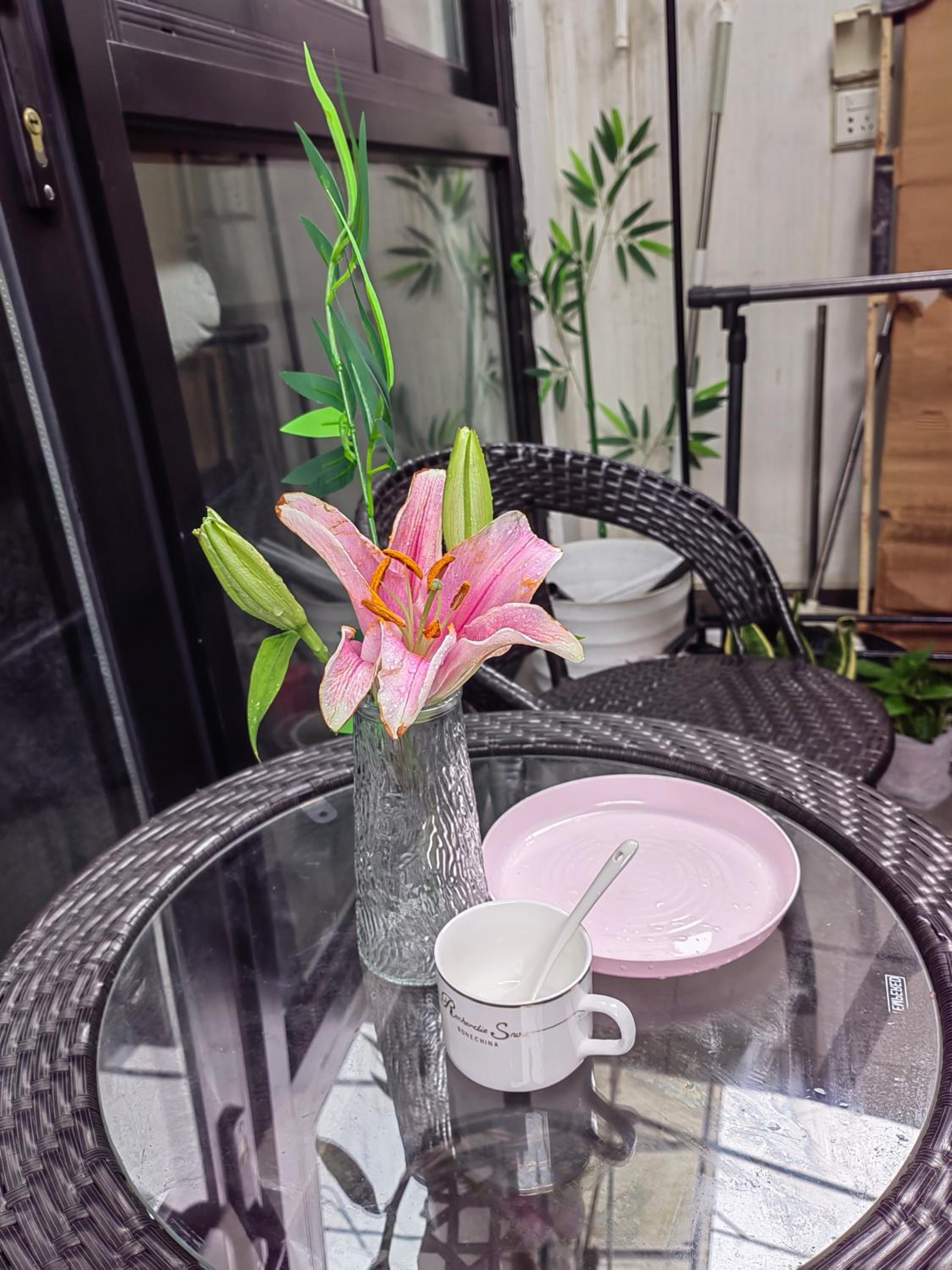 Chinese new year style Shanghai Garden Historical loft Apartment with courtyard and citywalk- Near Downtown Wukang Road