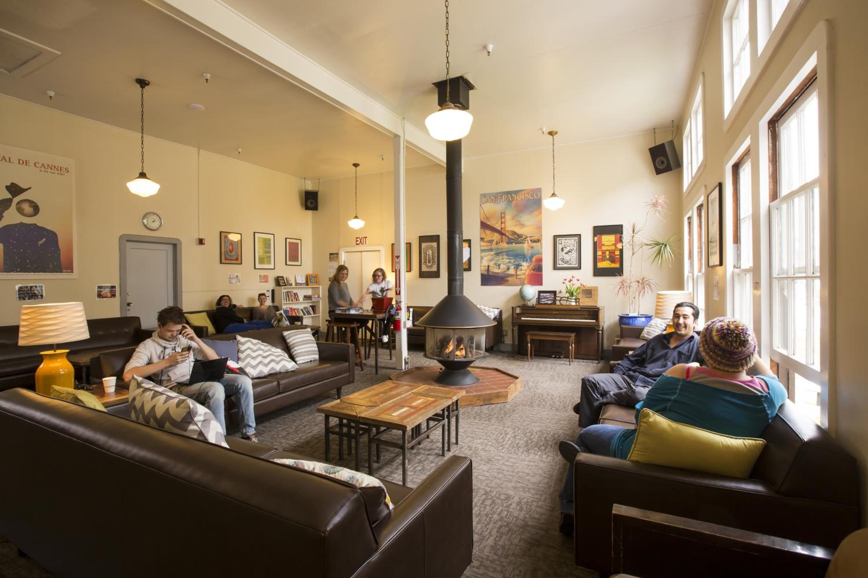 lounge