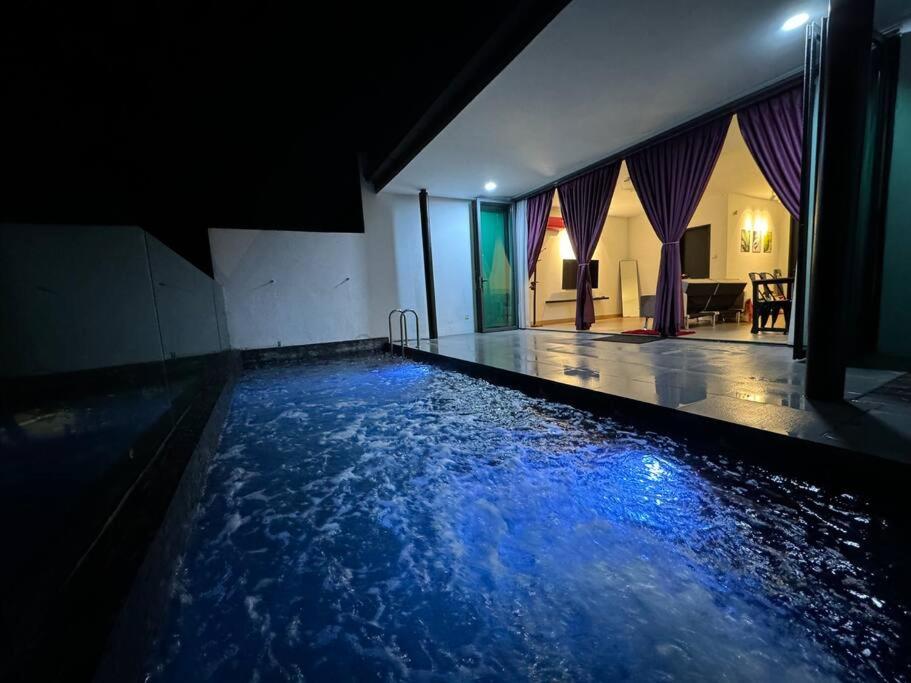 Private Pool Selangor Puchong Cyberjaya Putrajaya