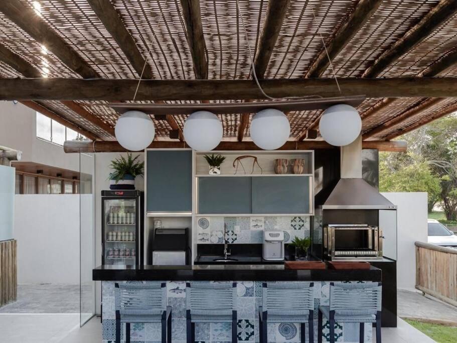 Casa espetacular em Guarajuba Ba