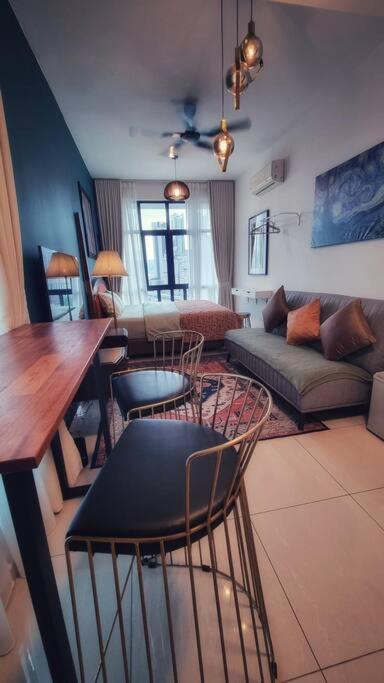 King Studio Suite Legasi Kampung Bharu view KLCC